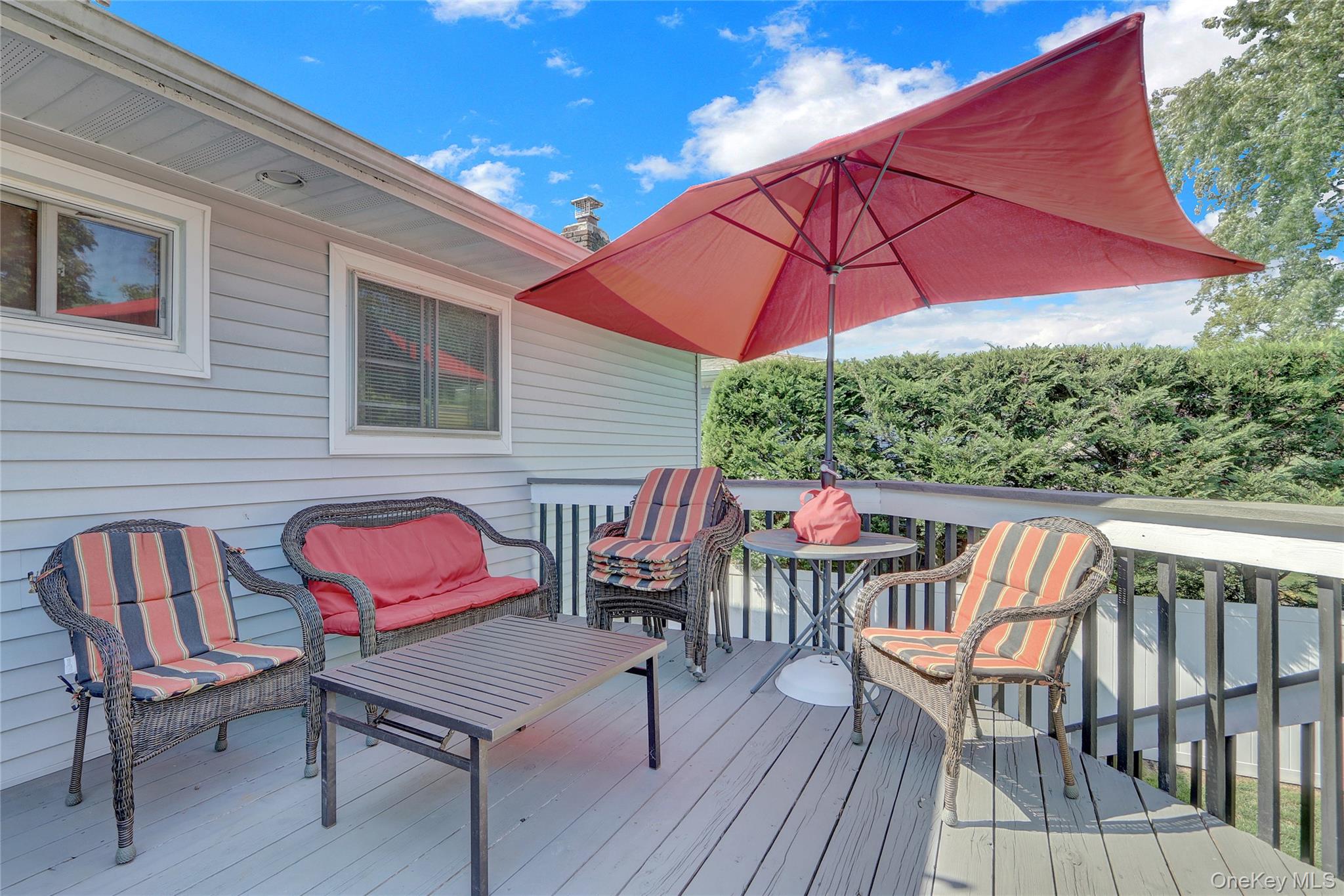 985 North Drive, Merrick, NY 11566