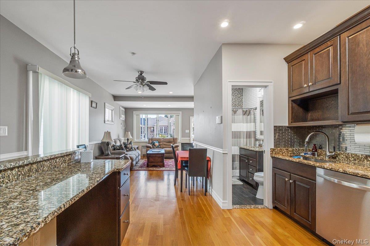 6467 58th Road, Maspeth, NY 11378