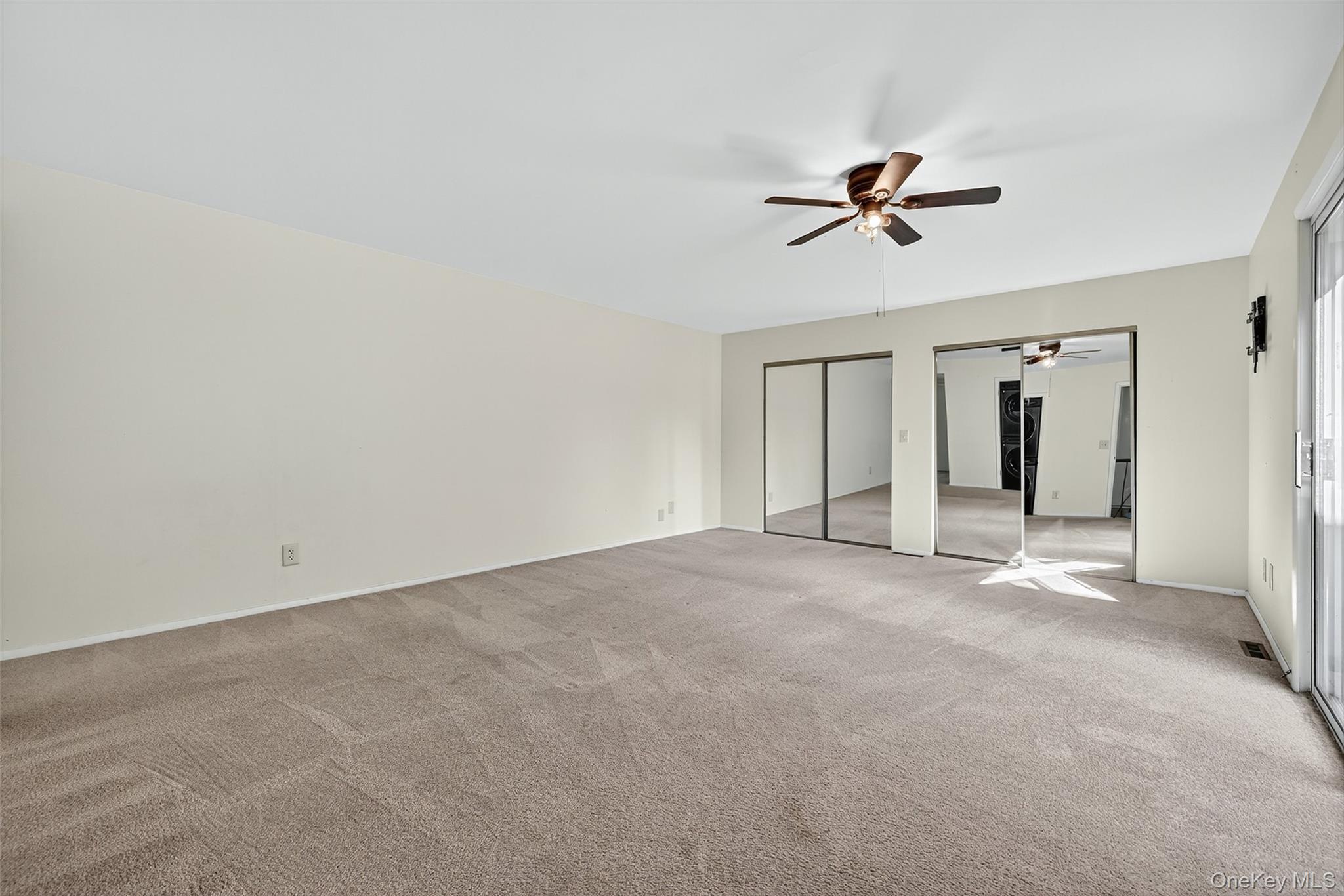 76 Laudaten Way, Warwick, NY 10990