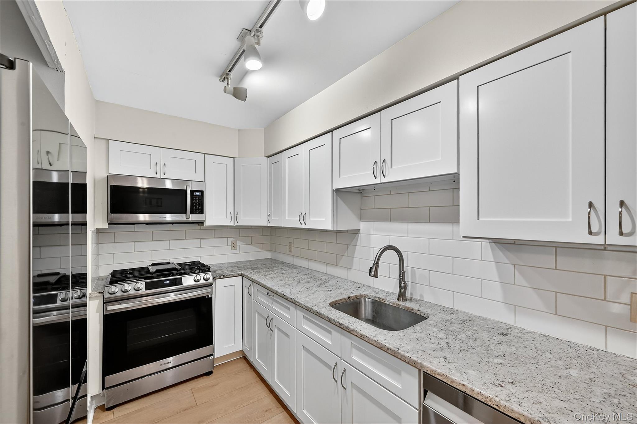 76 Laudaten Way, Warwick, NY 10990