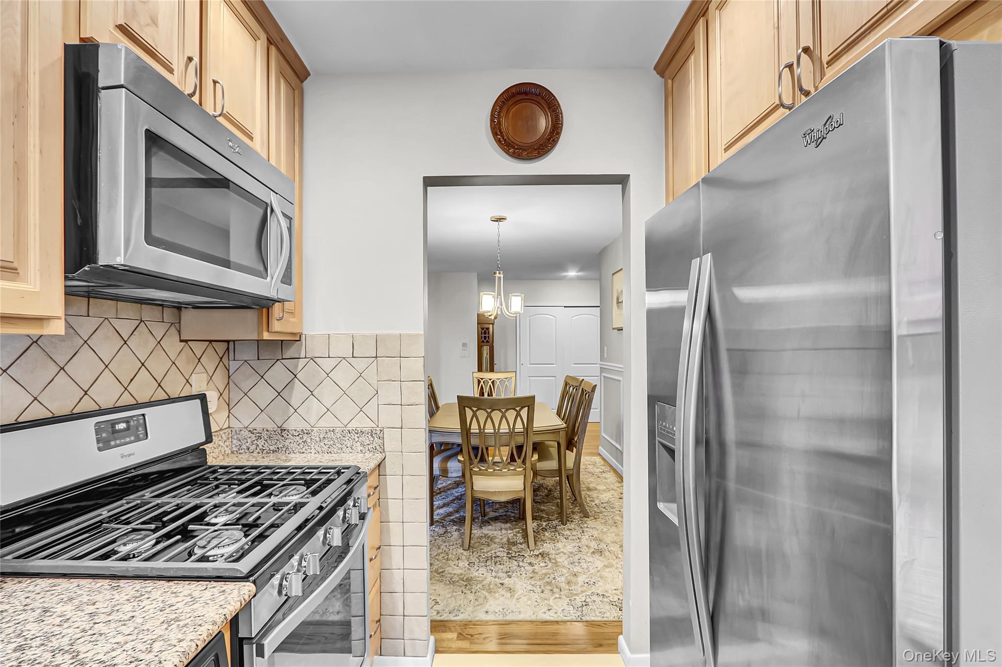 30 Daley Place # 247, Lynbrook, NY 11563