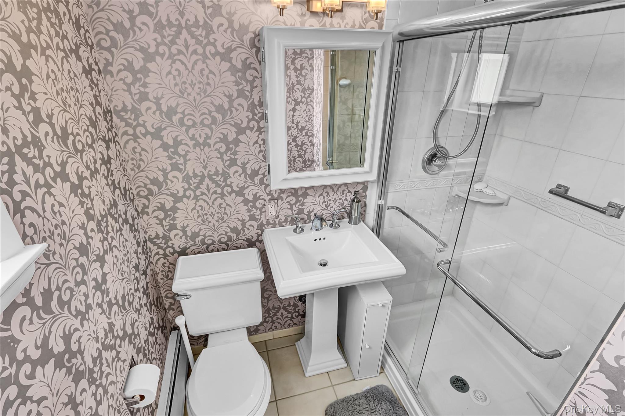 30 Daley Place # 247, Lynbrook, NY 11563