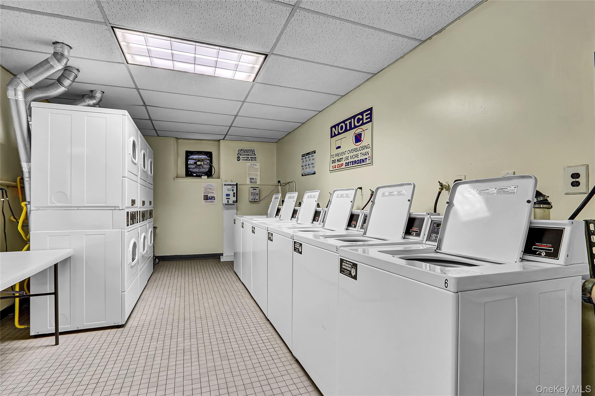 30 Daley Place # 247, Lynbrook, NY 11563