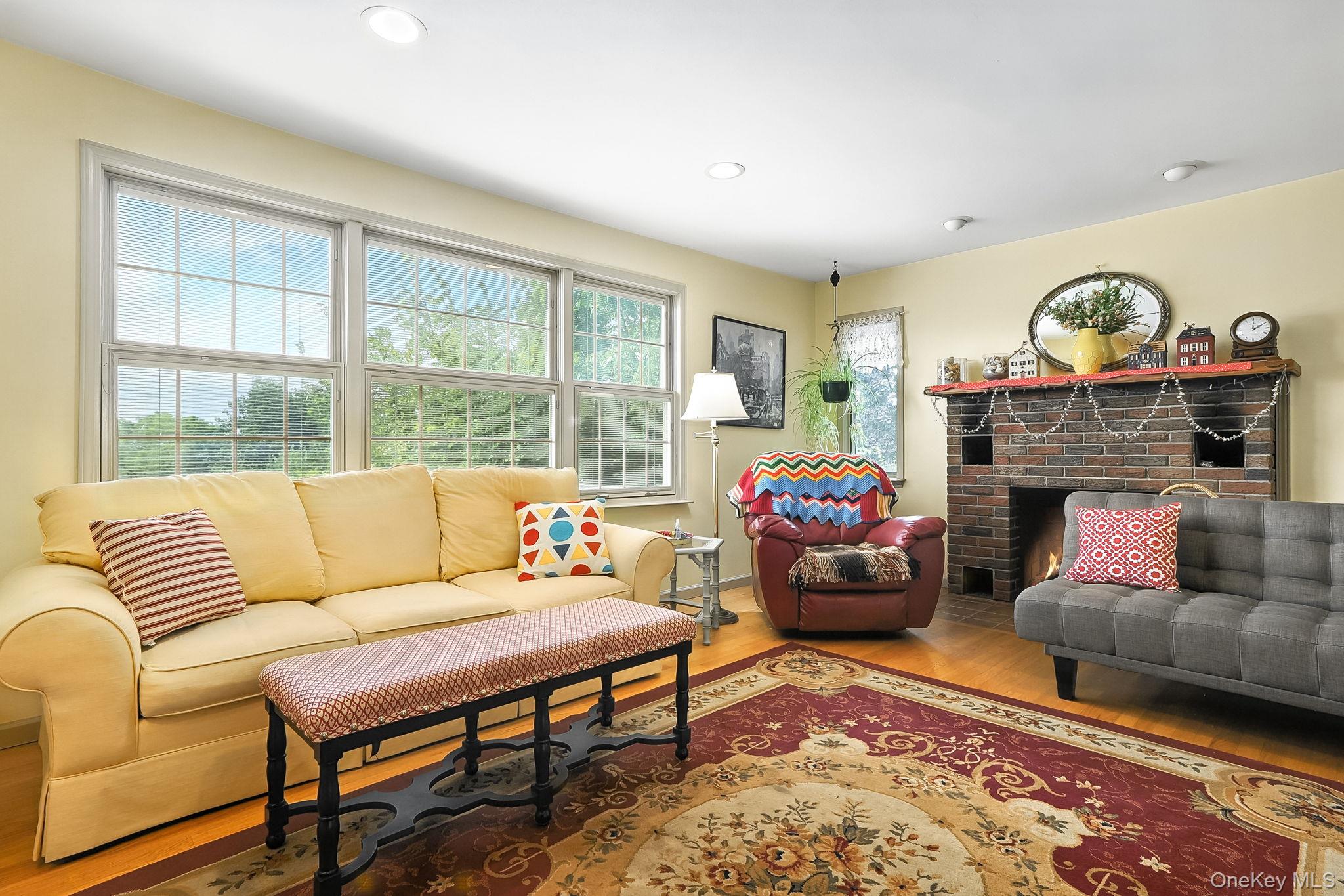 23 Robert Road, Poughkeepsie, NY 12603