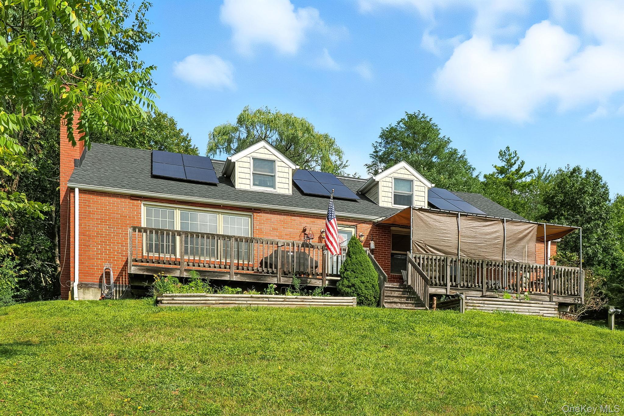 23 Robert Road, Poughkeepsie, NY 12603