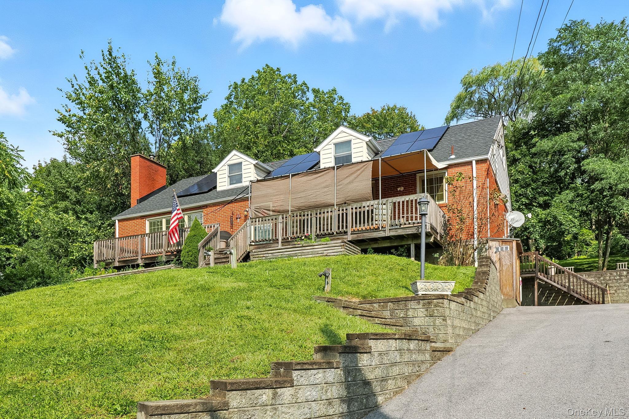 23 Robert Road, Poughkeepsie, NY 12603