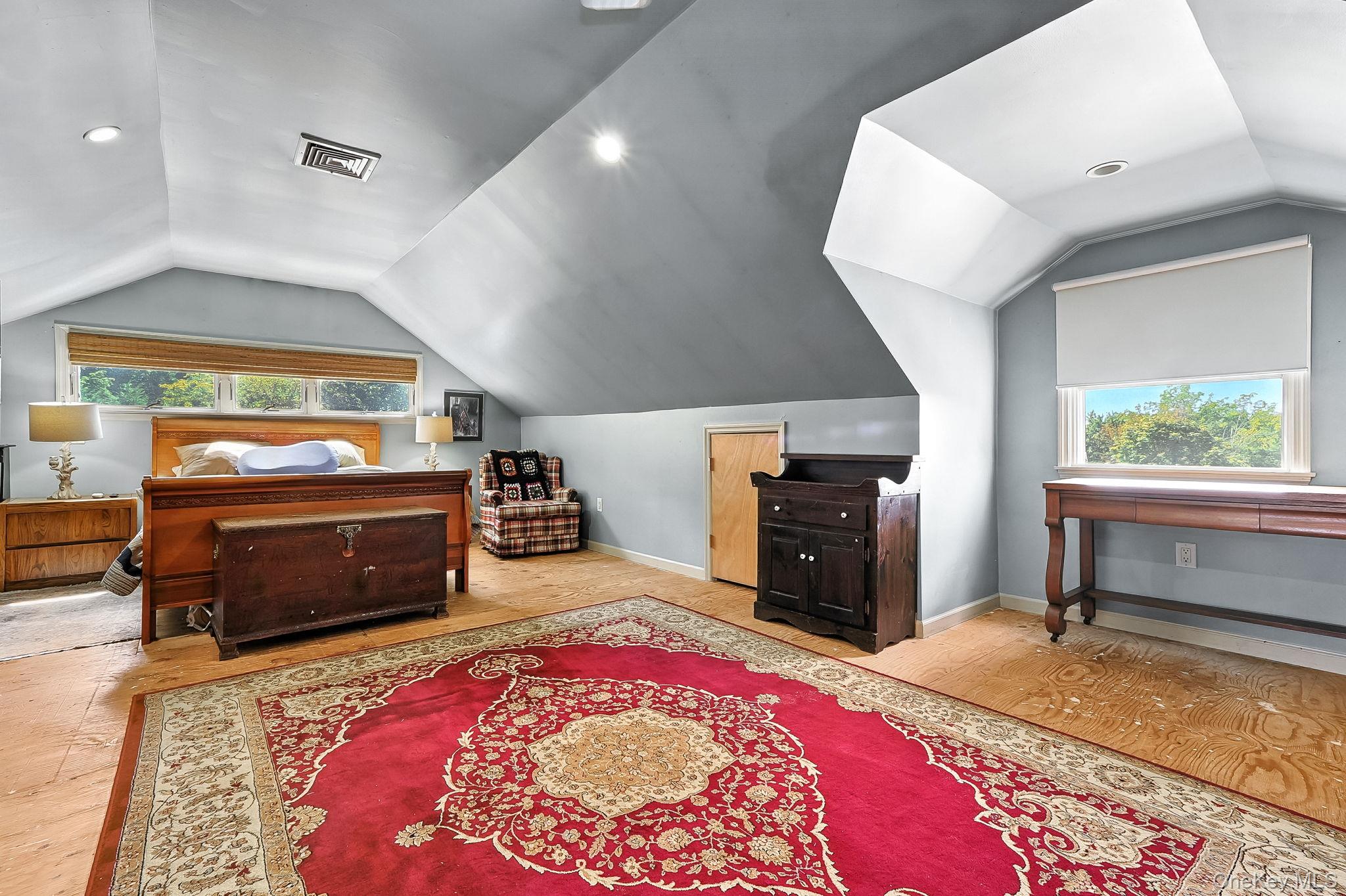 23 Robert Road, Poughkeepsie, NY 12603