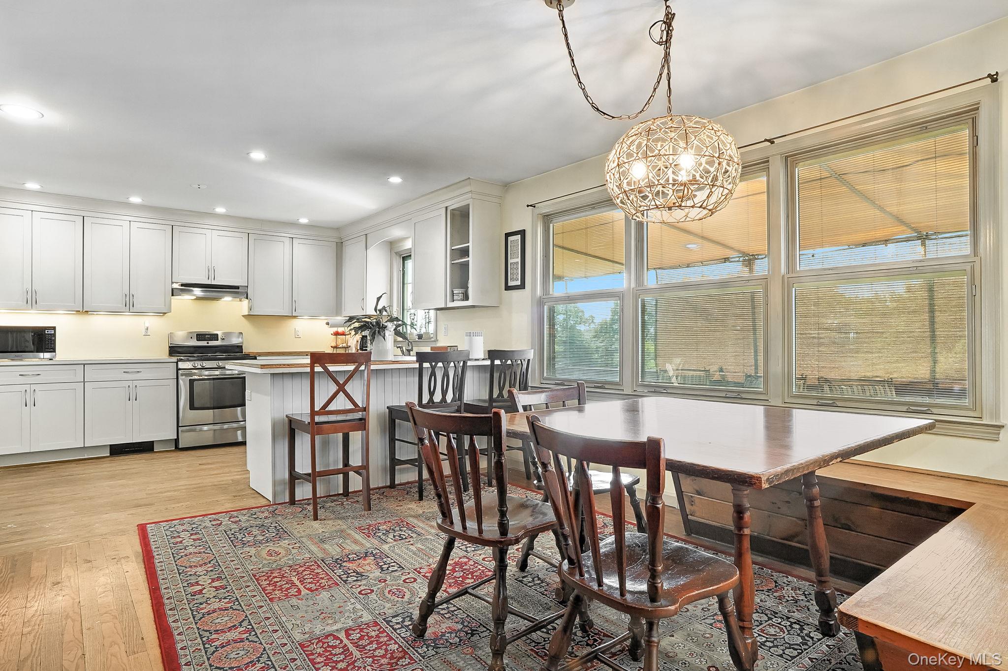 23 Robert Road, Poughkeepsie, NY 12603