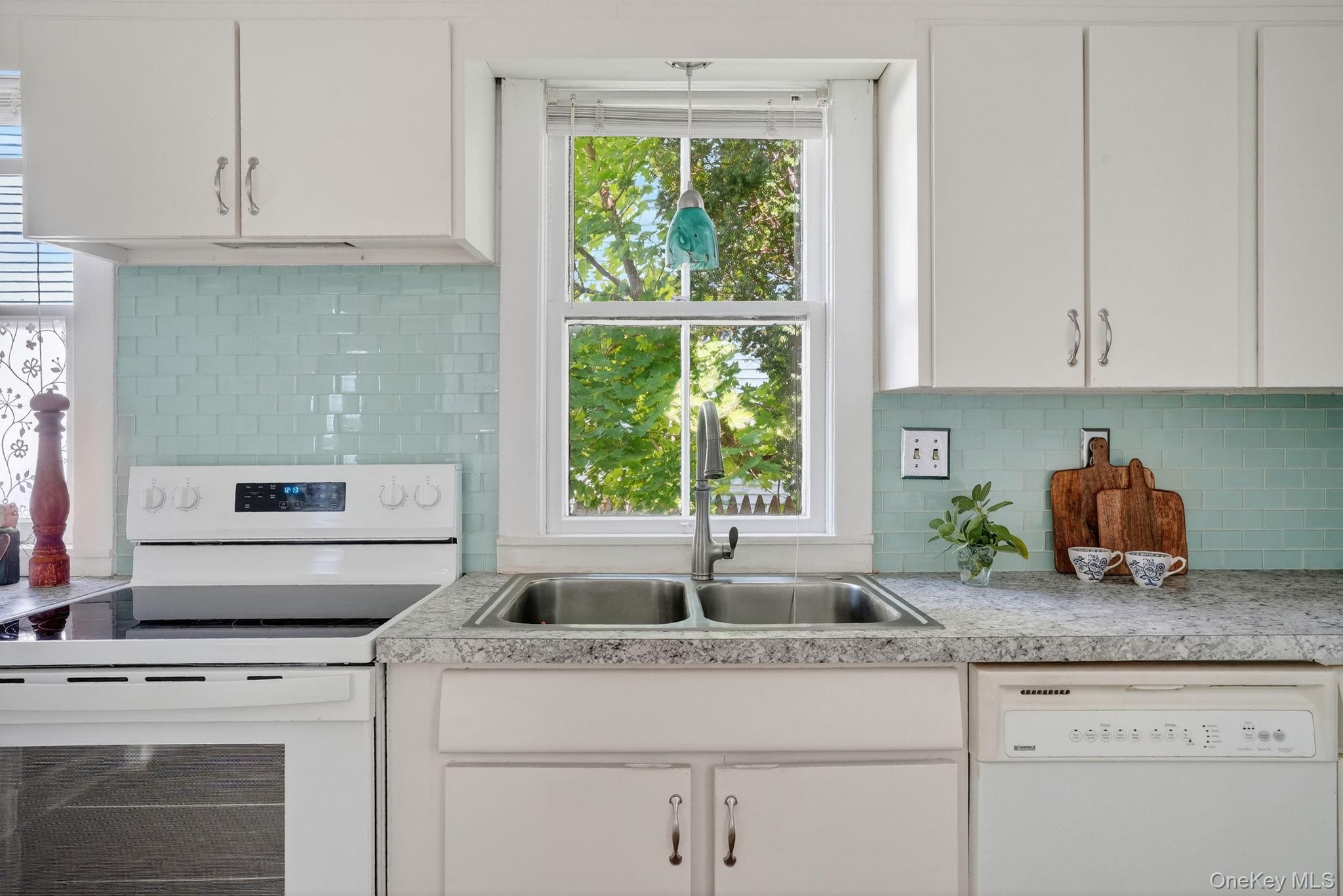 176 S Grand Avenue, Poughkeepsie, NY 12603