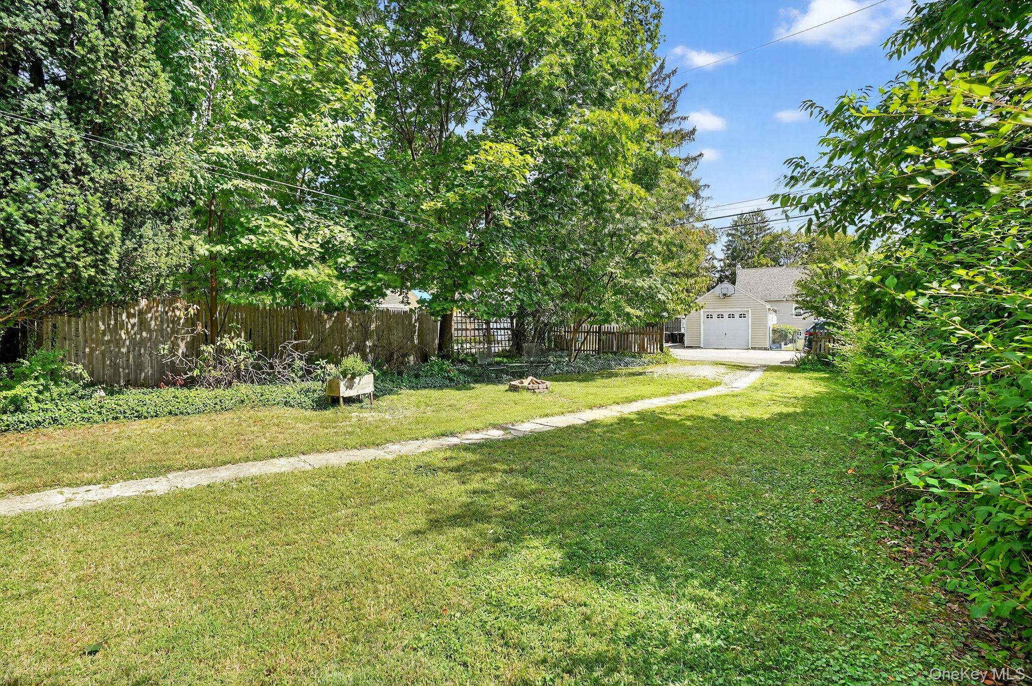 176 S Grand Avenue, Poughkeepsie, NY 12603