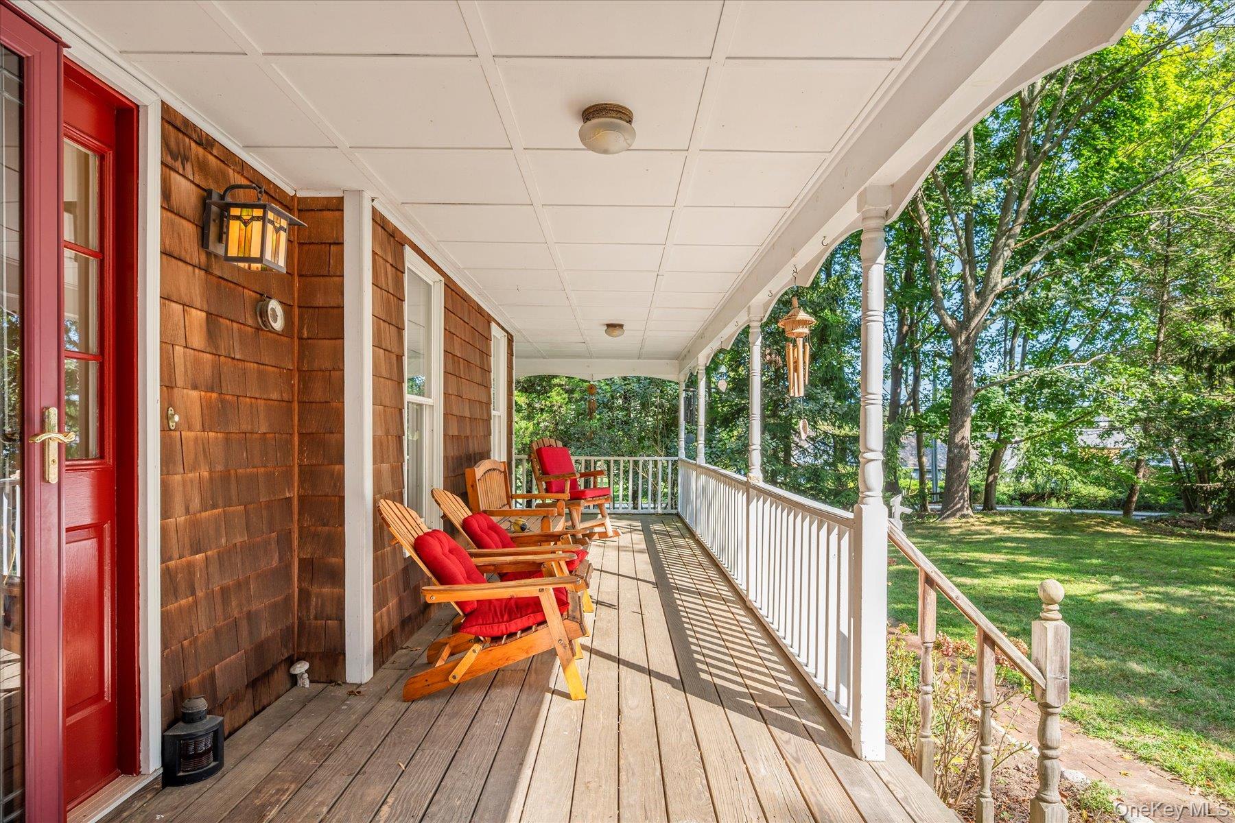 136 Private Road, Shoreham, NY 11786