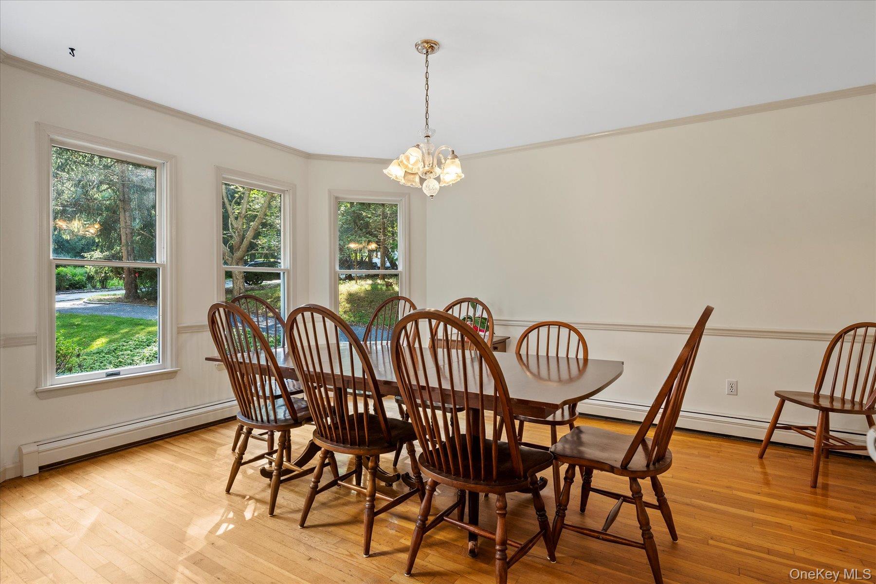 136 Private Road, Shoreham, NY 11786