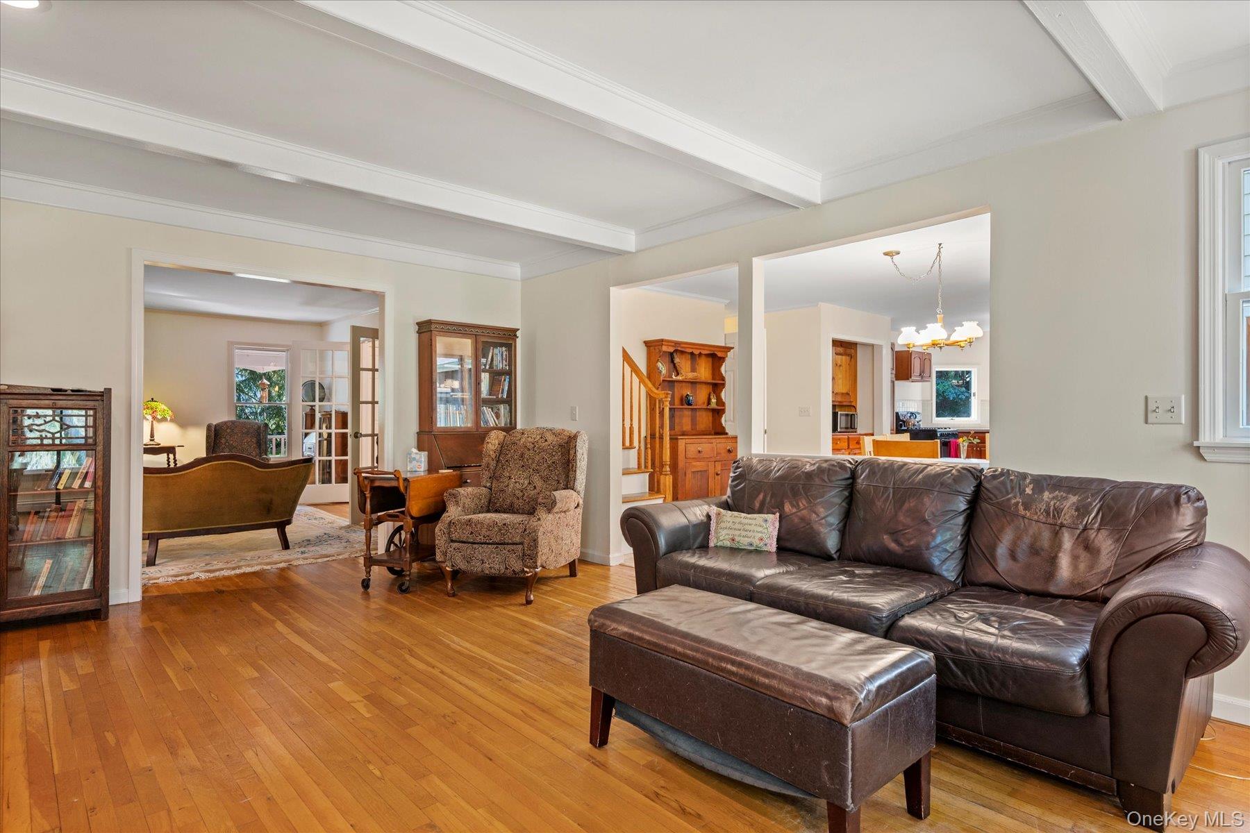 136 Private Road, Shoreham, NY 11786