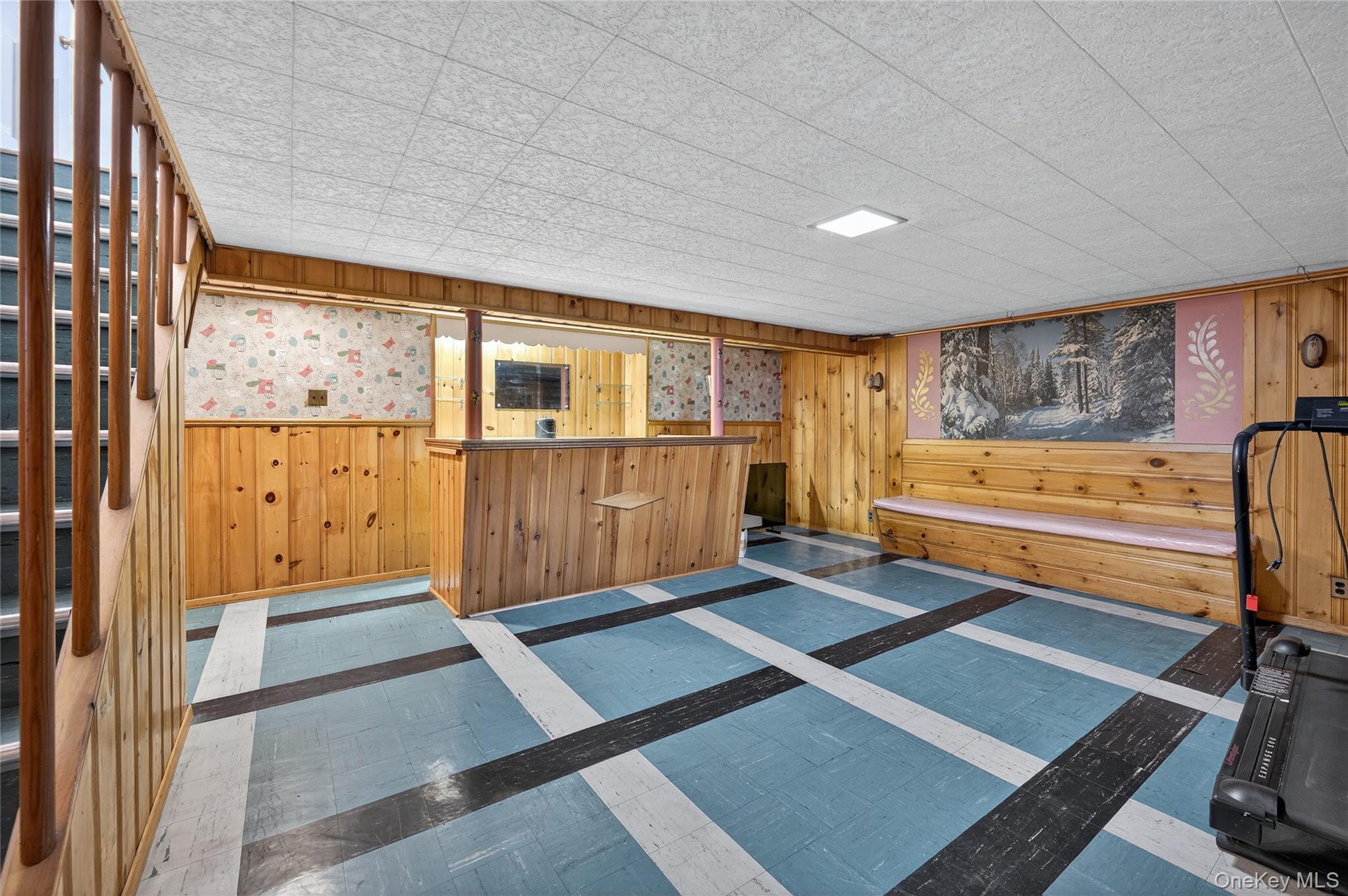 60 Concord Street, Westbury, NY 11590