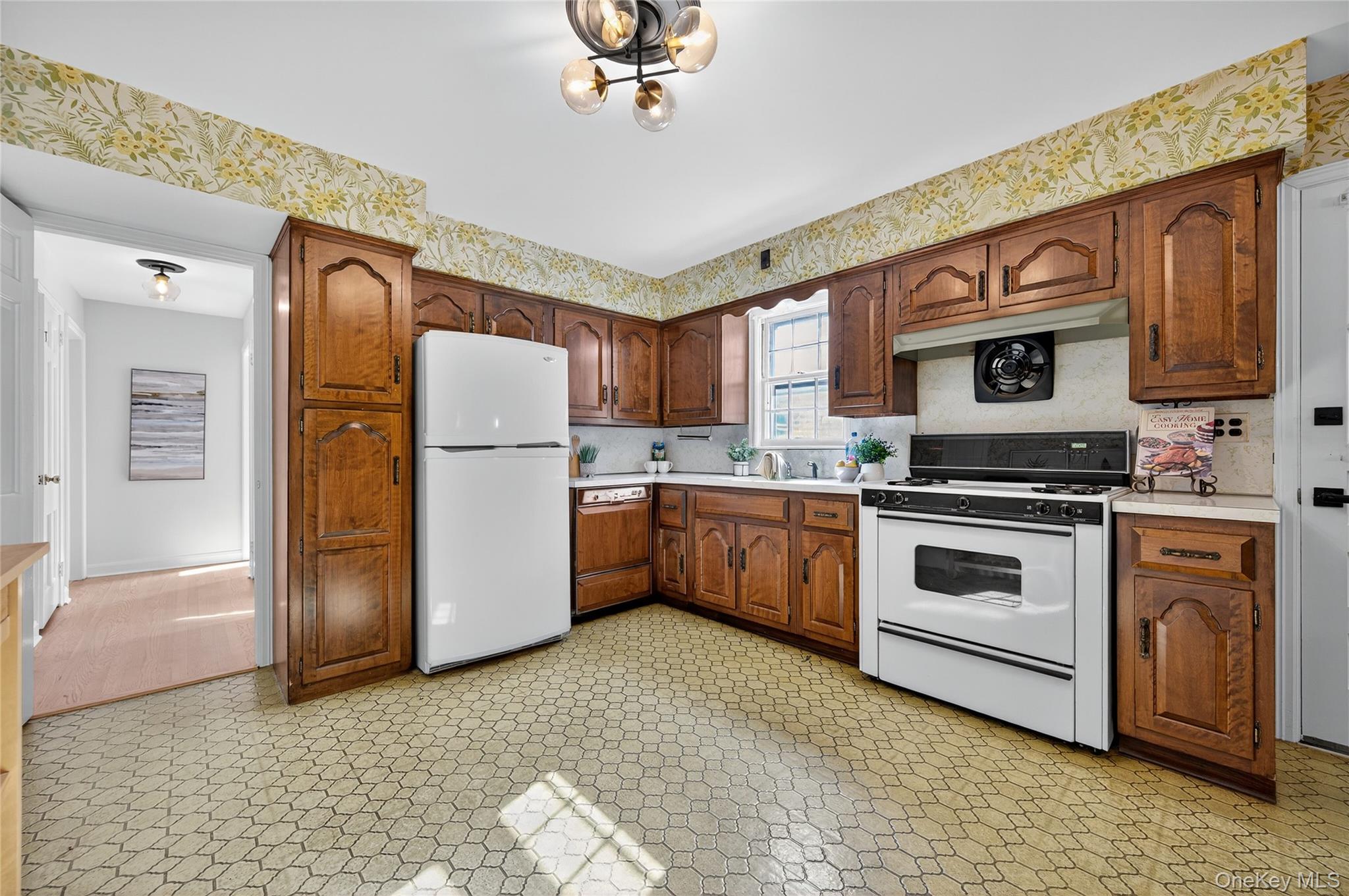 60 Concord Street, Westbury, NY 11590