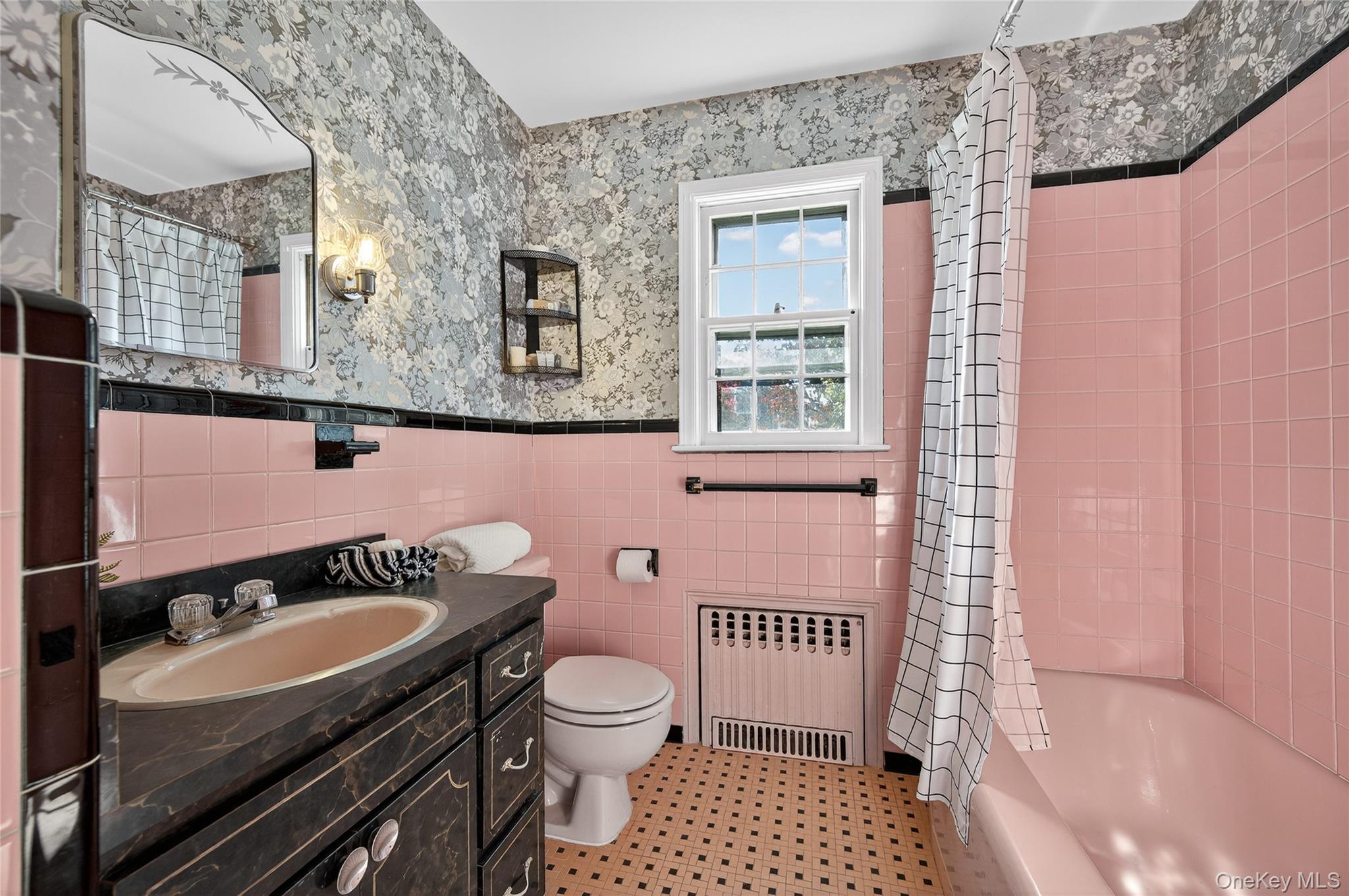 60 Concord Street, Westbury, NY 11590