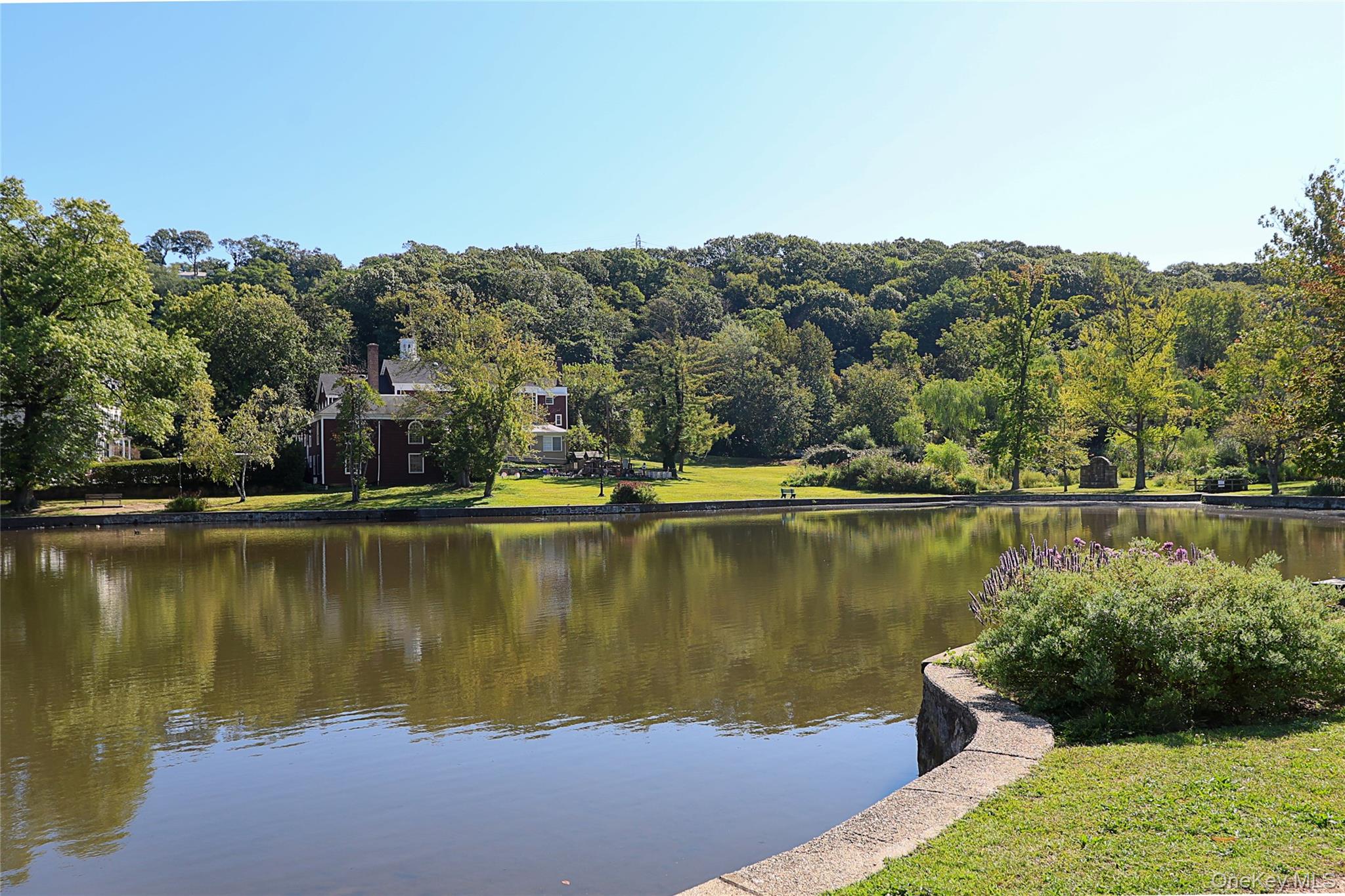 309 Main Street # Unit D, Roslyn, NY 11576