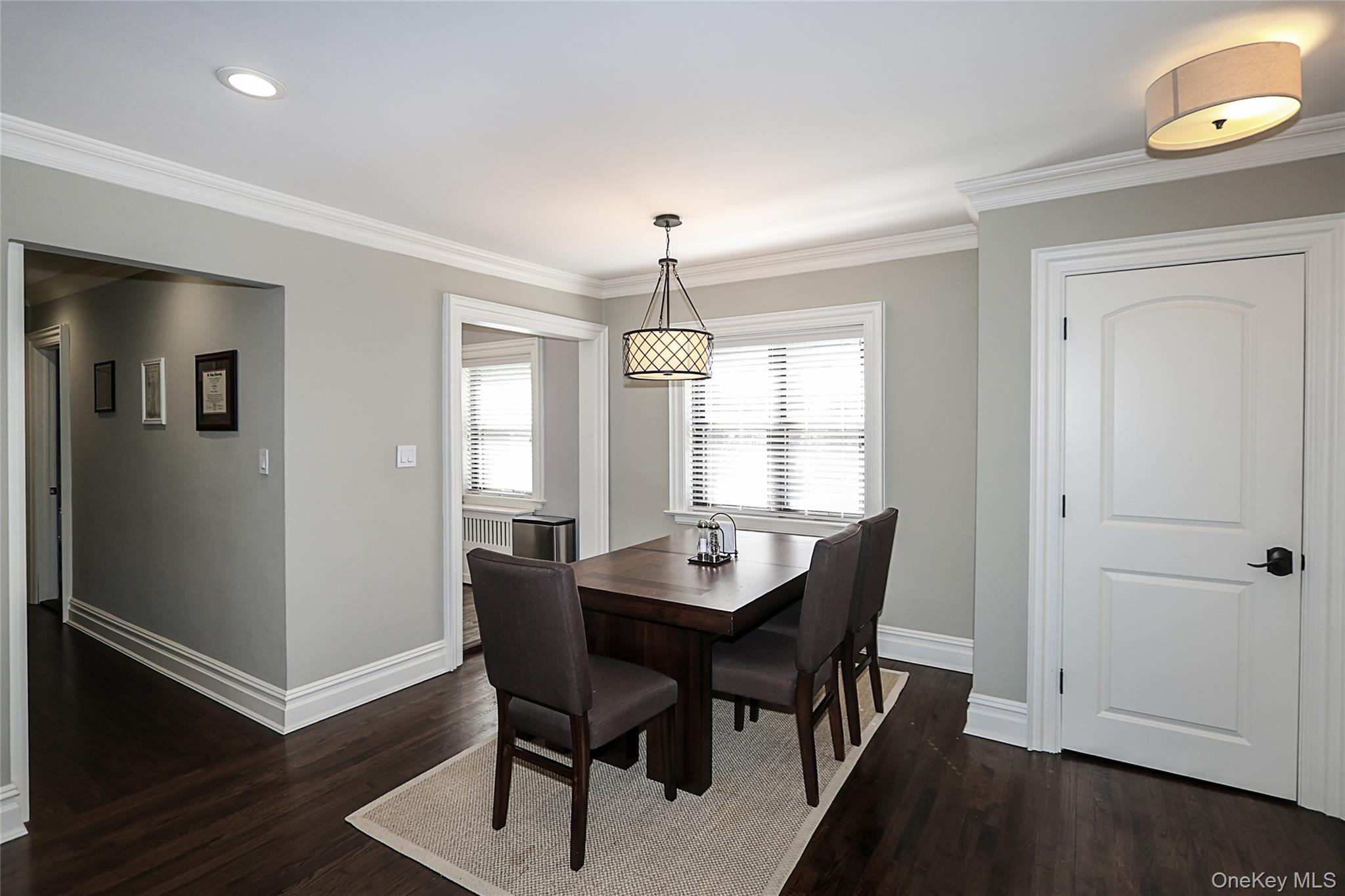 309 Main Street # Unit D, Roslyn, NY 11576