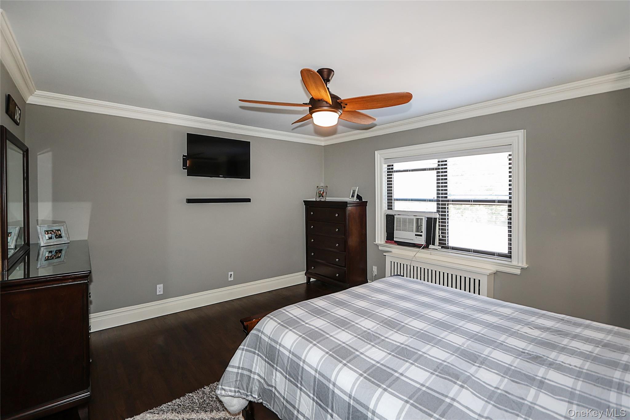 309 Main Street # Unit D, Roslyn, NY 11576