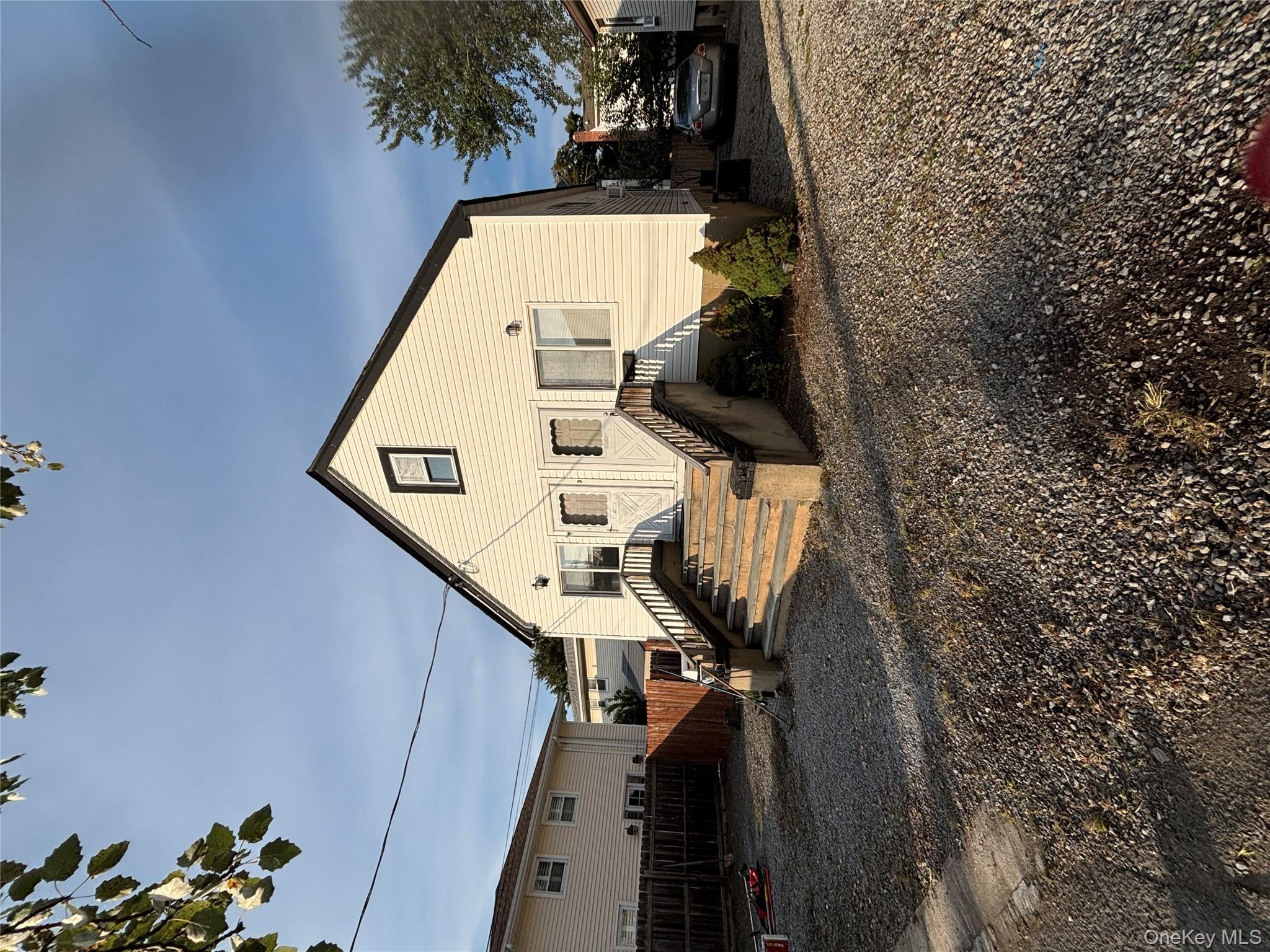 3 4th Street, Bayville, NY 11709