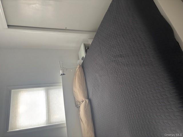 3 4th Street, Bayville, NY 11709