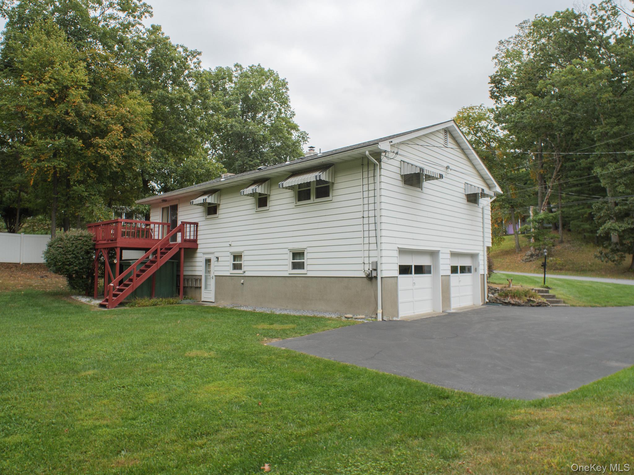 30 Richard Road, Hyde Park, NY 12538