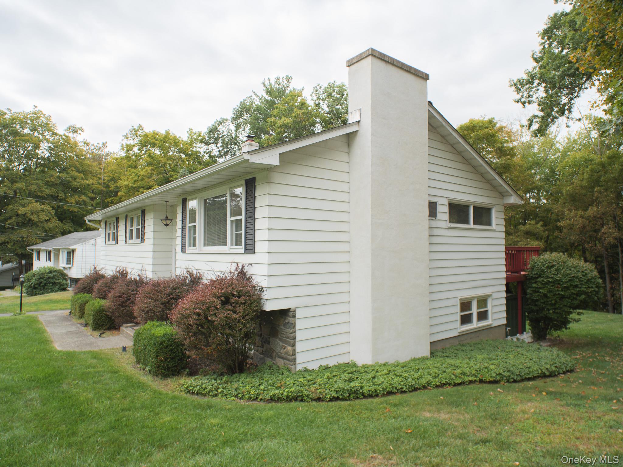 30 Richard Road, Hyde Park, NY 12538