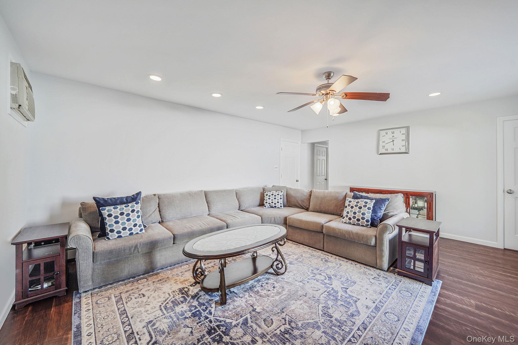 87 Miller Avenue, Port Jefferson Station, NY 11776