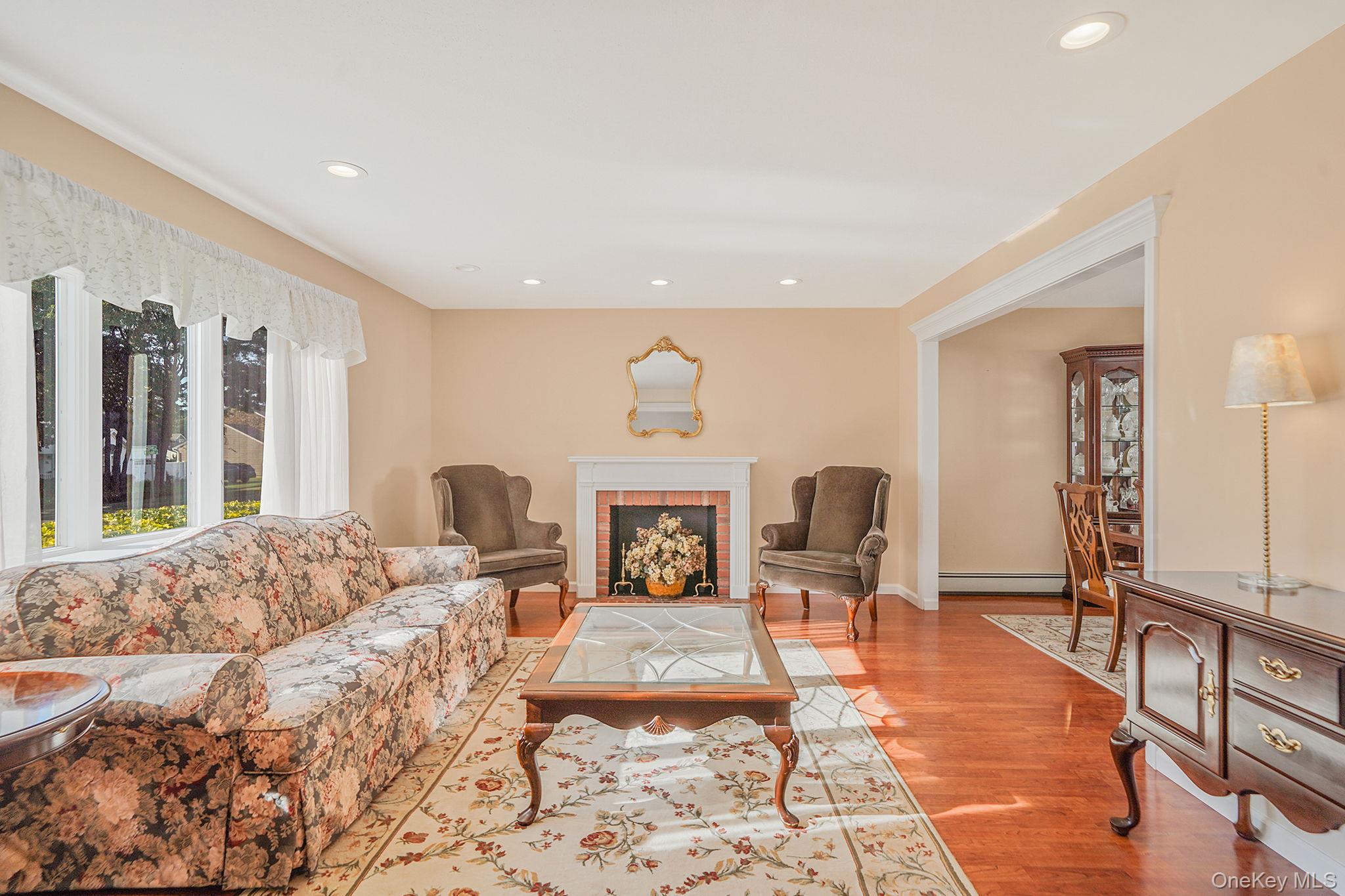 87 Miller Avenue, Port Jefferson Station, NY 11776