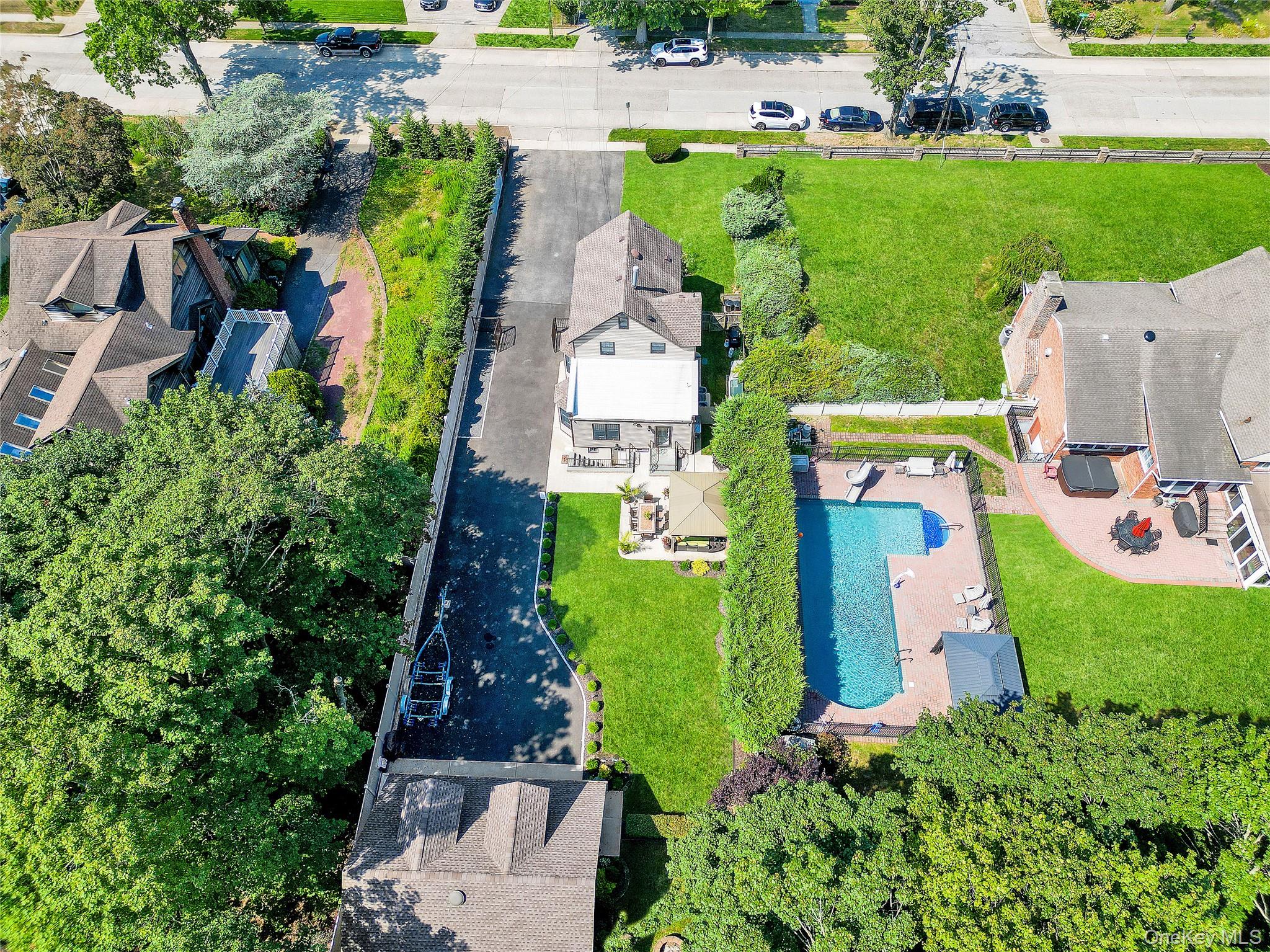 2325 Centre Avenue, Bellmore, NY 11710