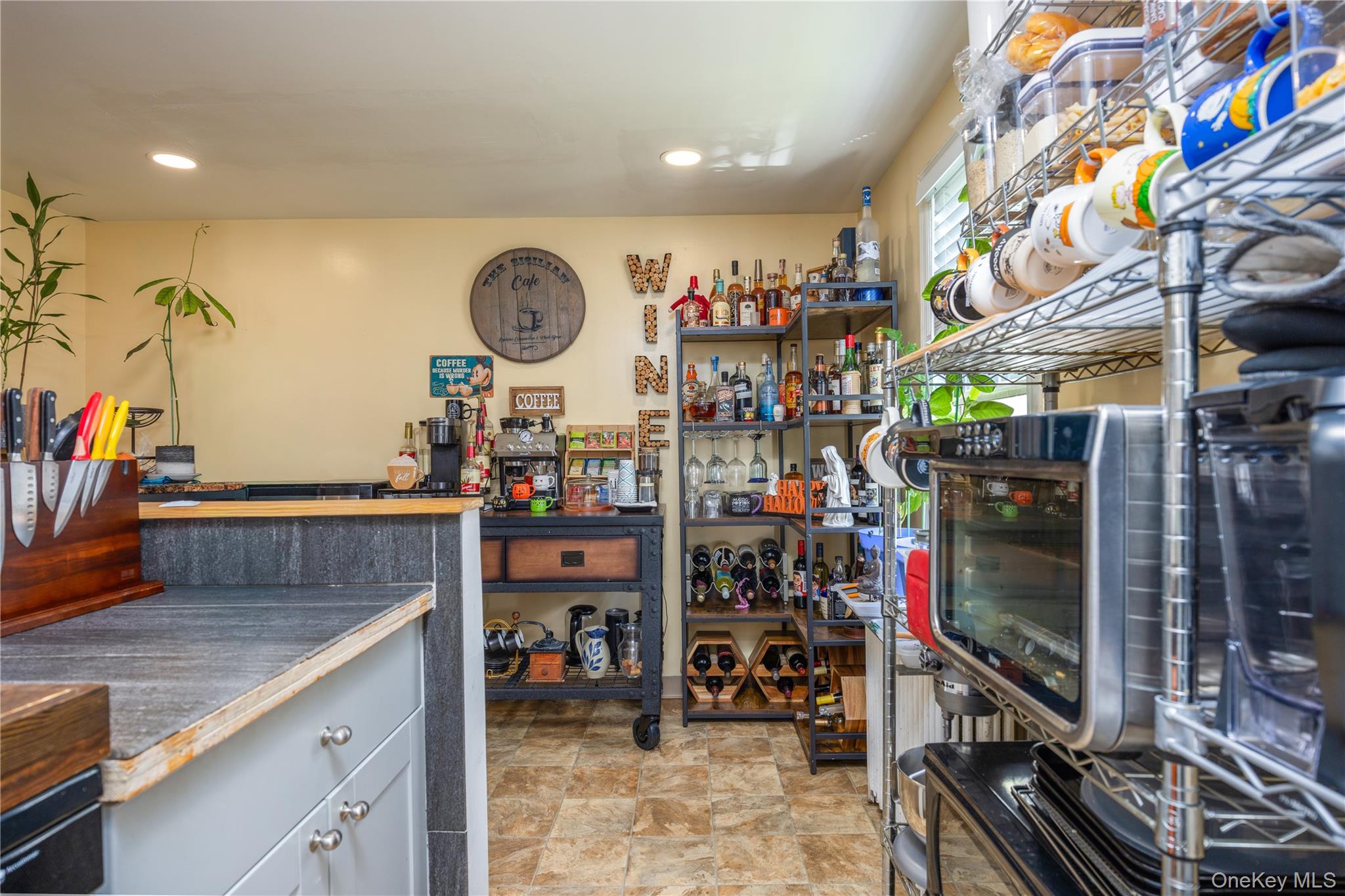 249 N Macquesten Parkway, Mount Vernon, NY 10550