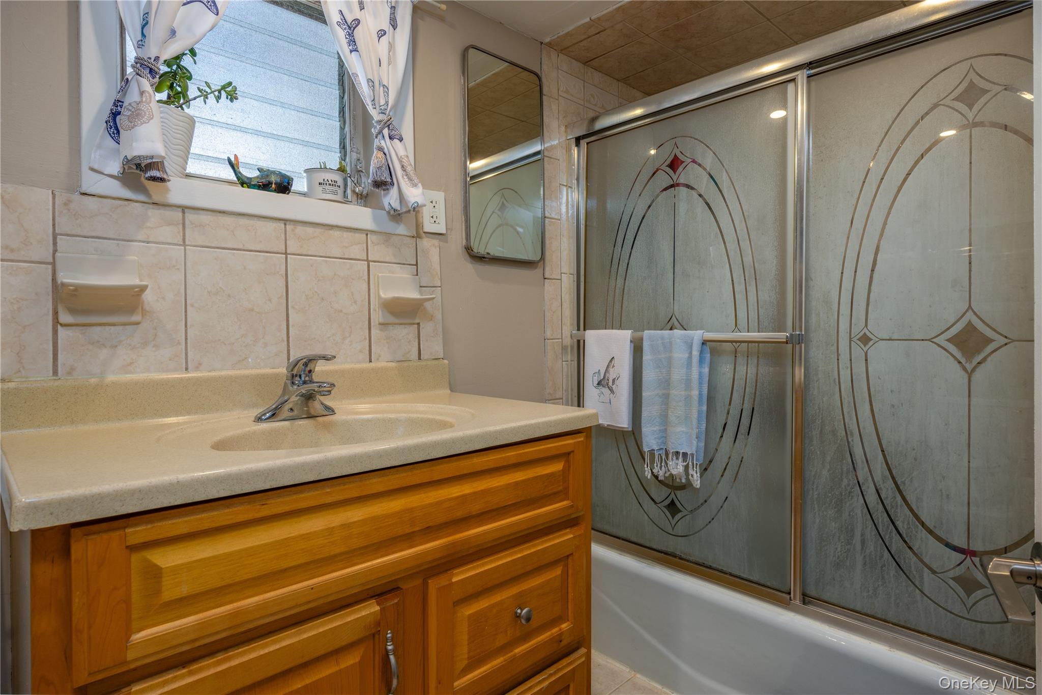 249 N Macquesten Parkway, Mount Vernon, NY 10550