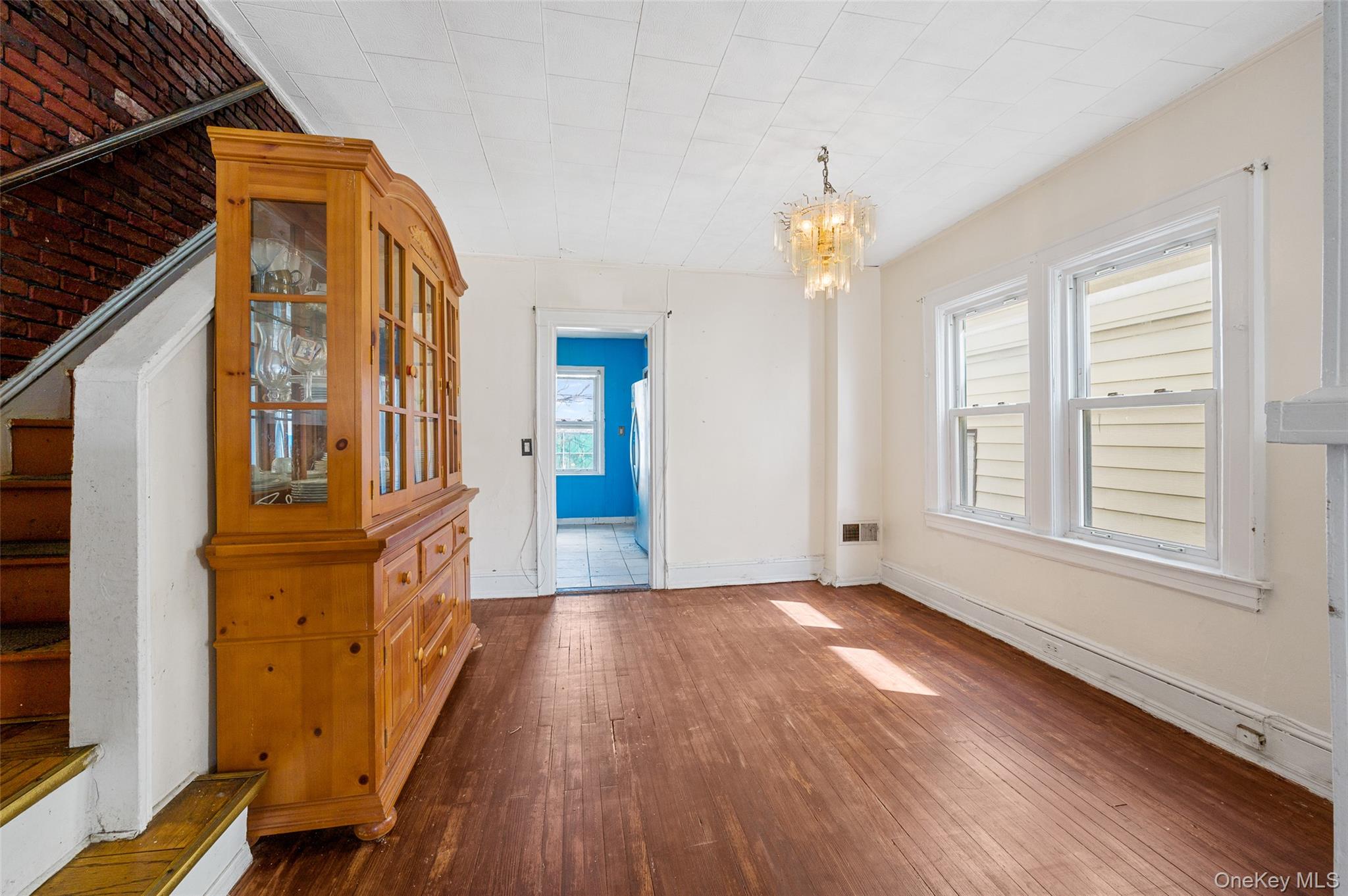 8951 121st Street, Richmond Hill, NY 11418