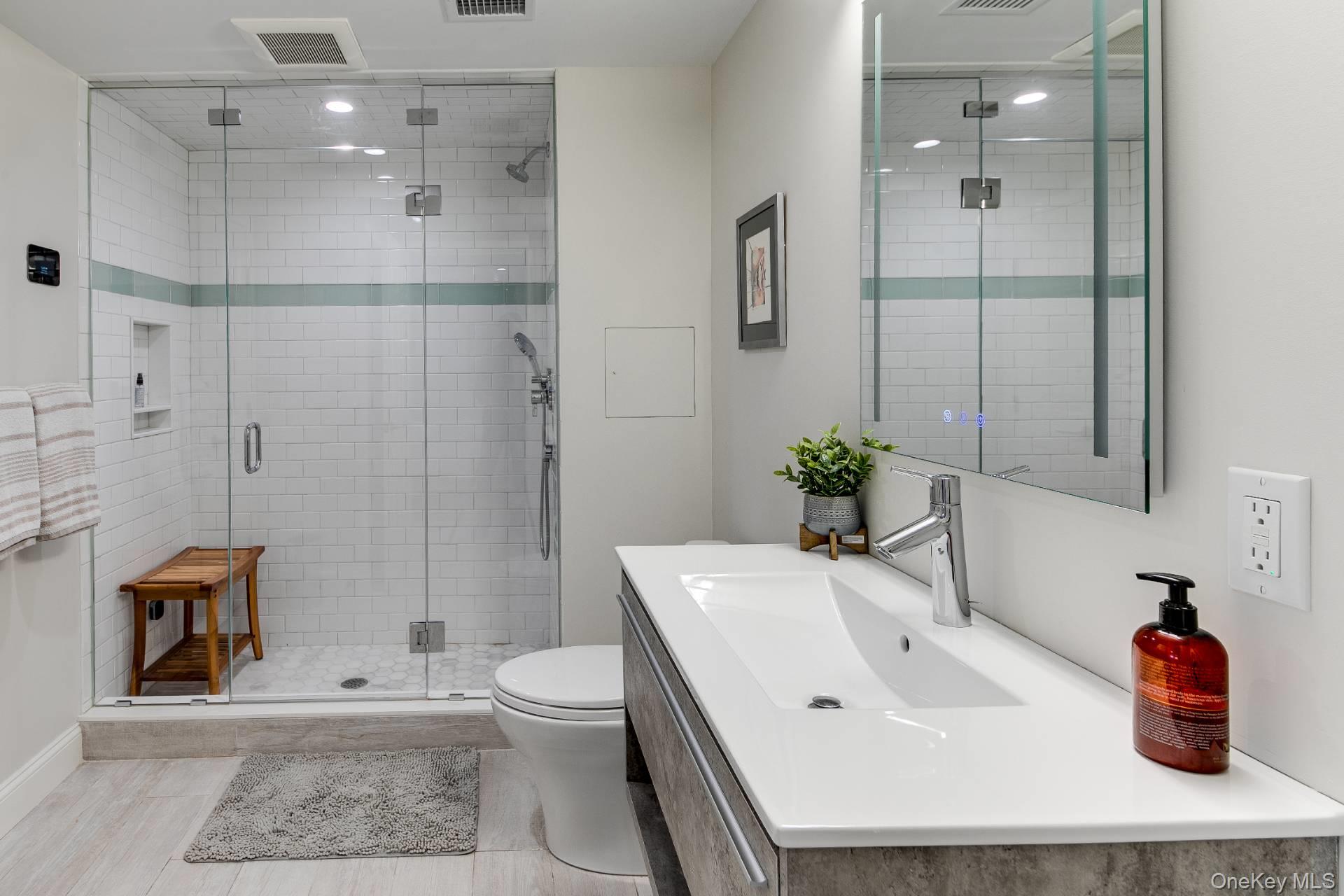 121 Pantigo Road, East Hampton, NY 11937