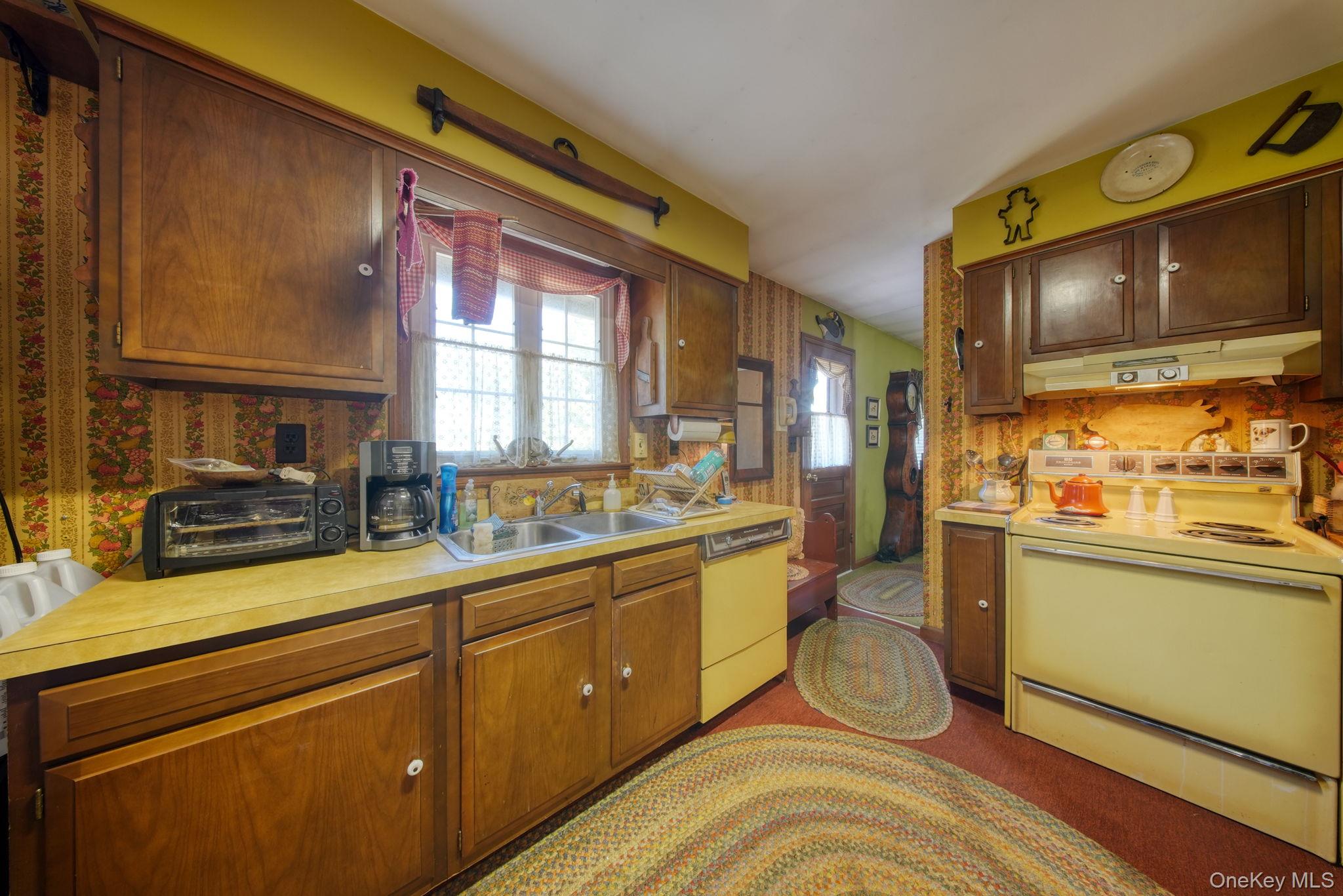 128 Hall Road, Grahamsville, NY 12740