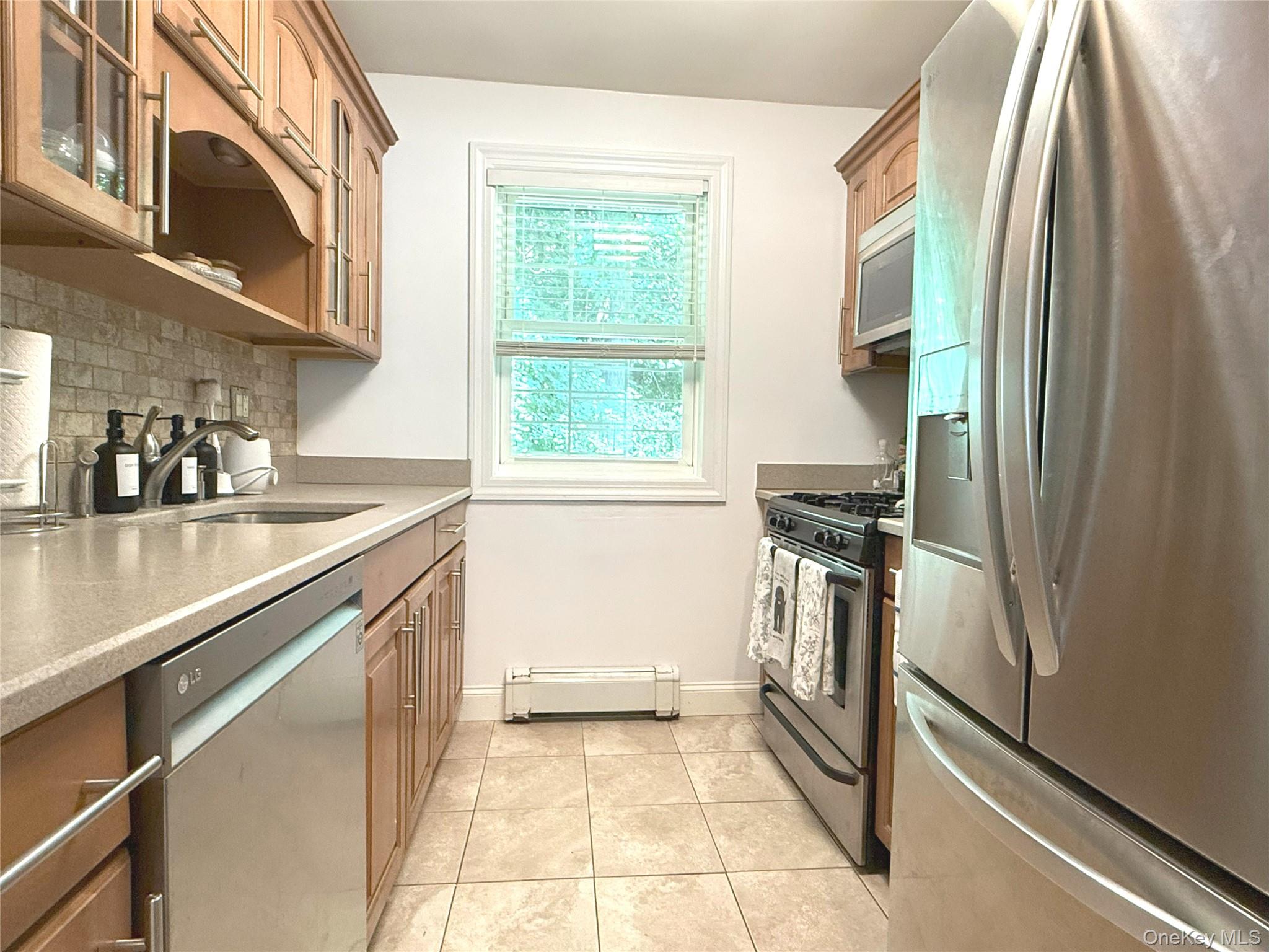 224-65 Kingsbury Avenue # B, Bayside, NY 11364