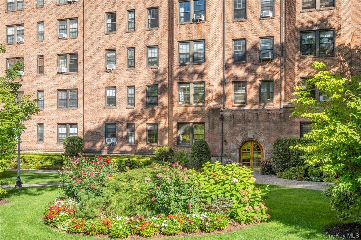 178 Garth Road # TL, Scarsdale, NY 10583