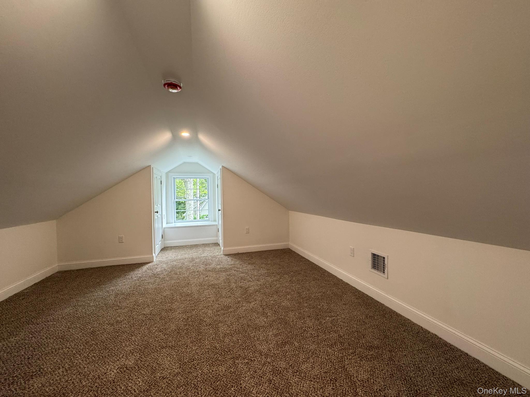 27 Evergreen Road, Rocky Point, NY 11778