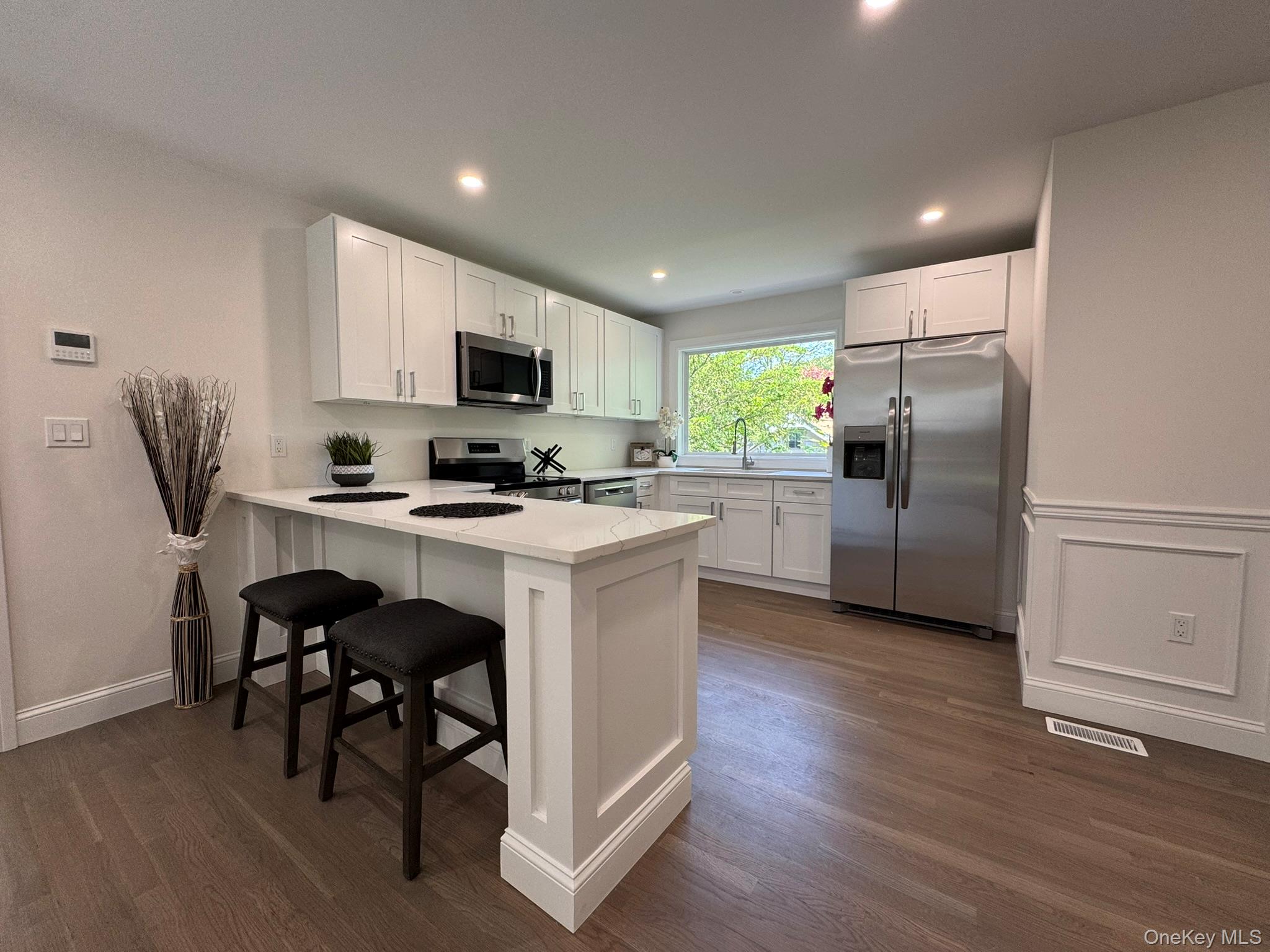 27 Evergreen Road, Rocky Point, NY 11778