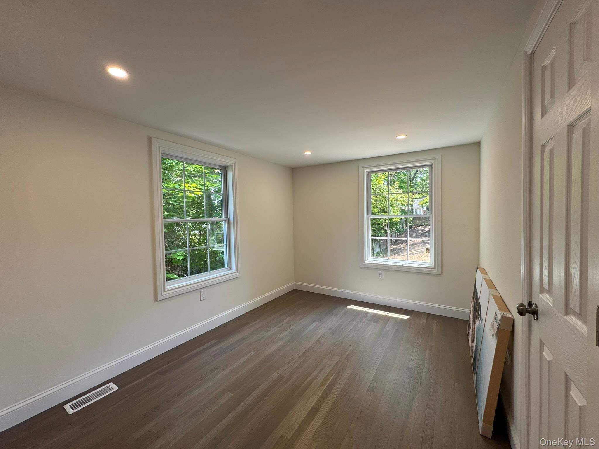 27 Evergreen Road, Rocky Point, NY 11778