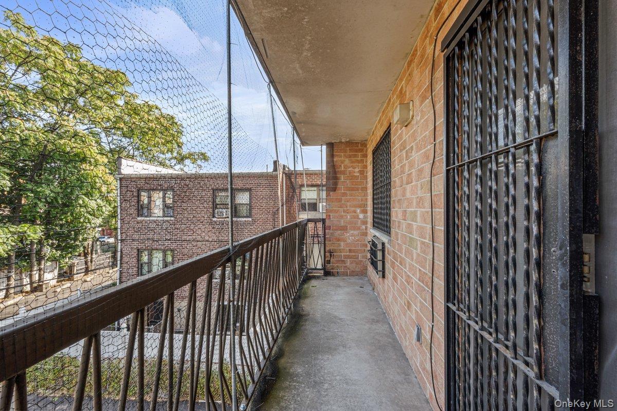 147-45 Barclay Ave # 2, Flushing, NY 11355