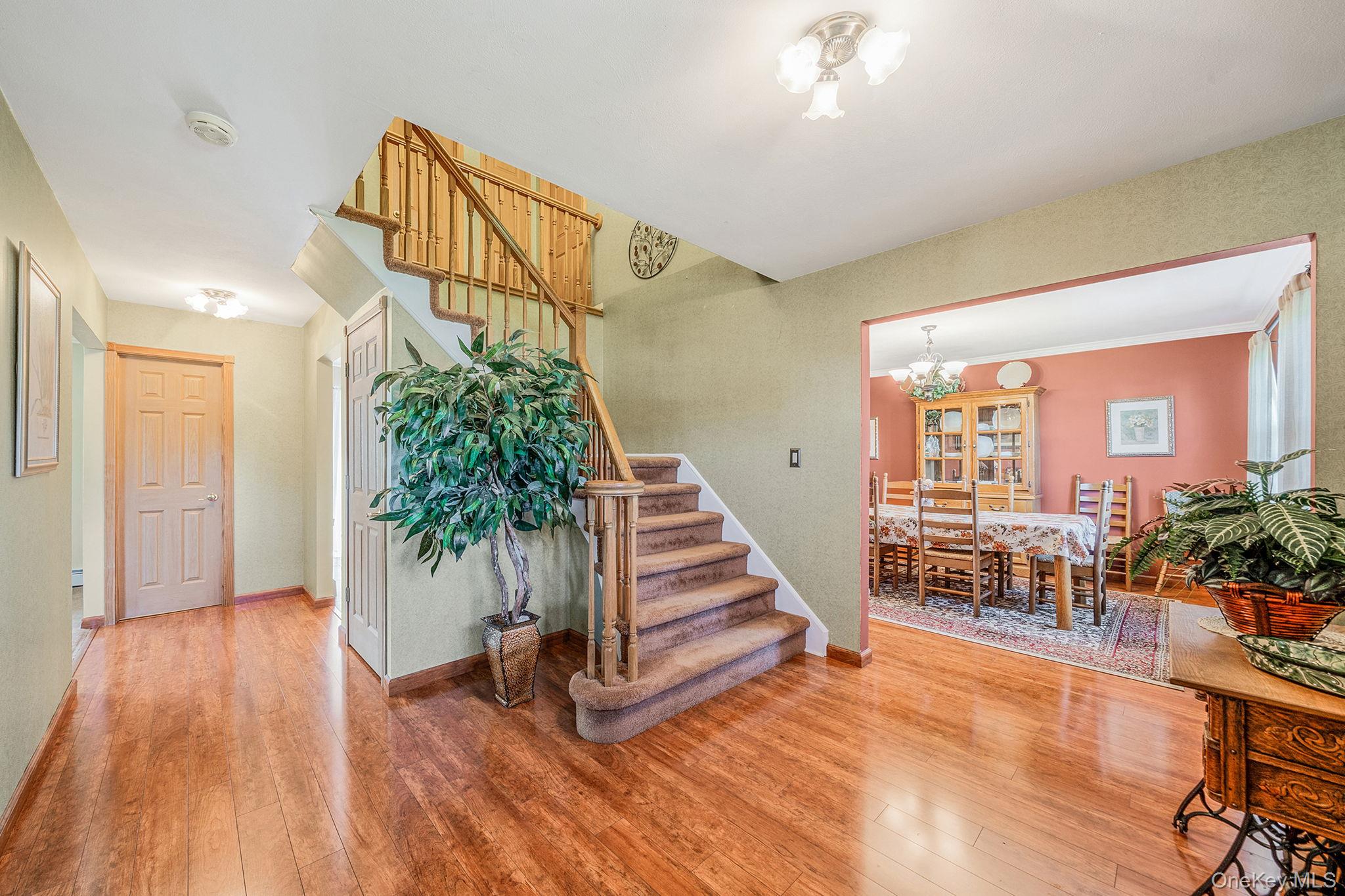 6 Azurean Court, Mount Sinai, NY 11766