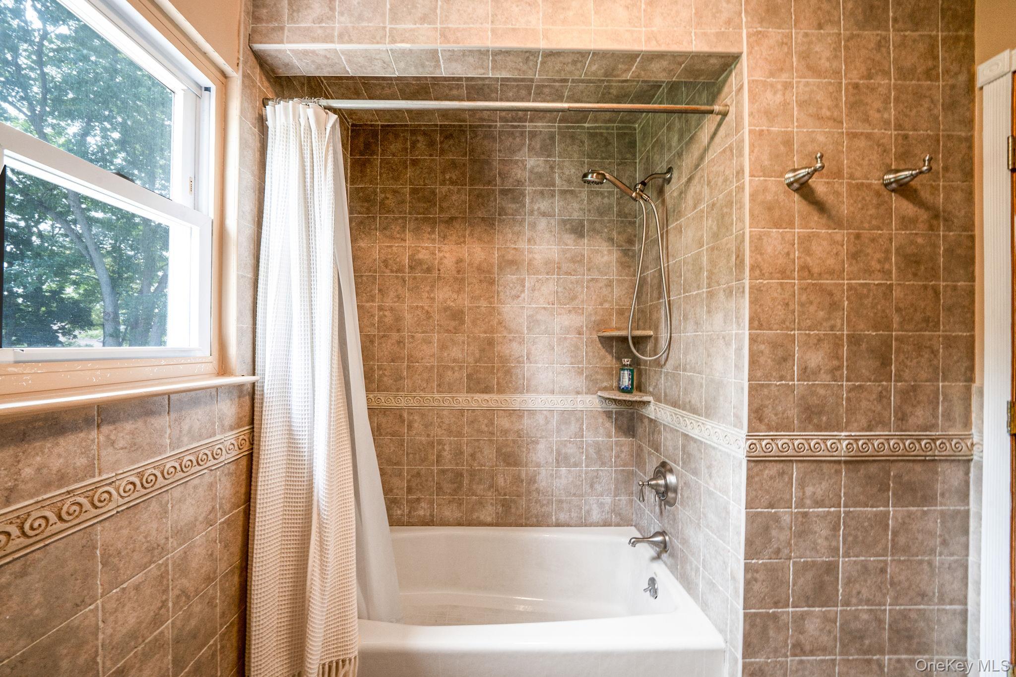 6 Azurean Court, Mount Sinai, NY 11766