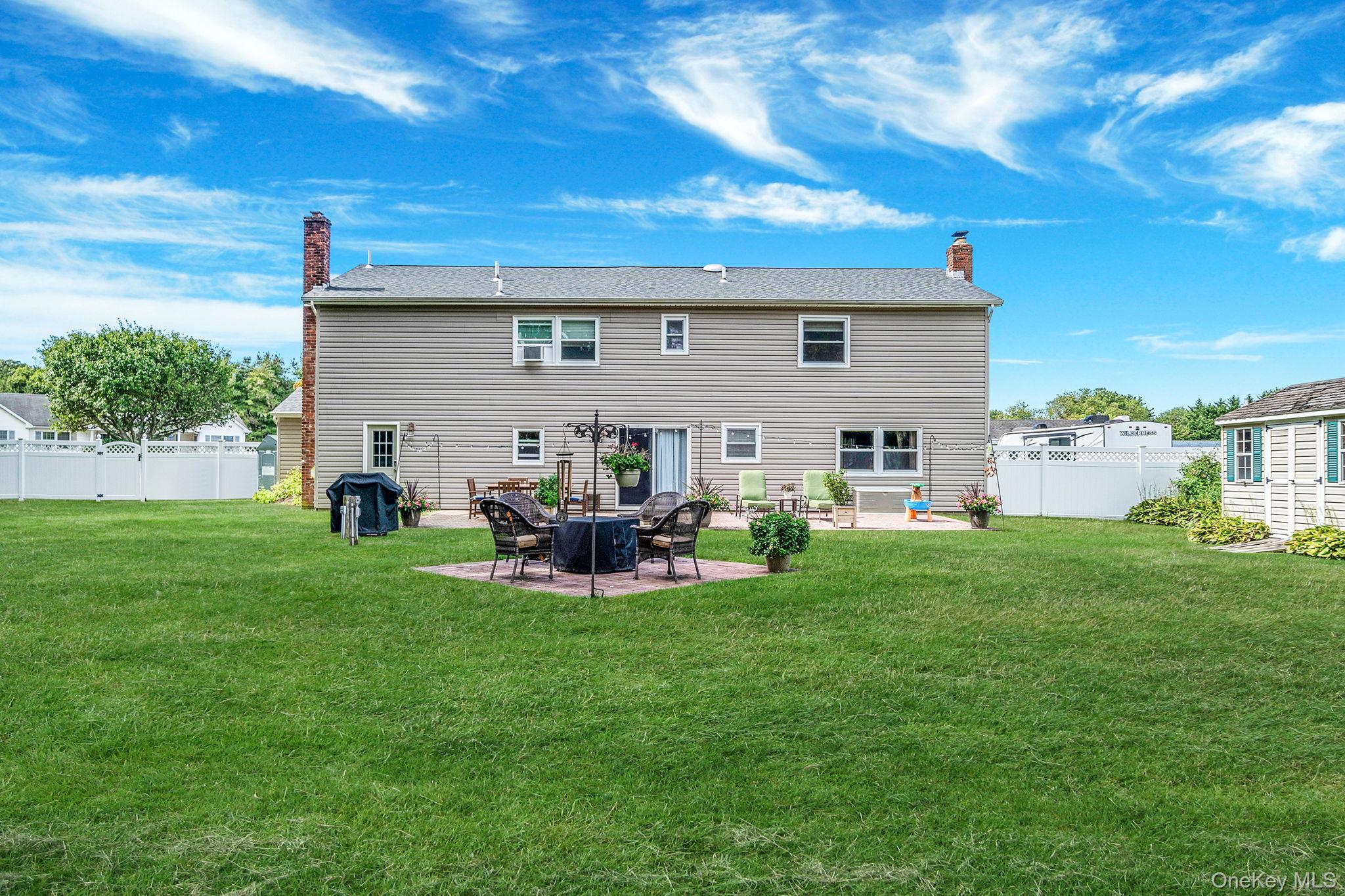 6 Azurean Court, Mount Sinai, NY 11766