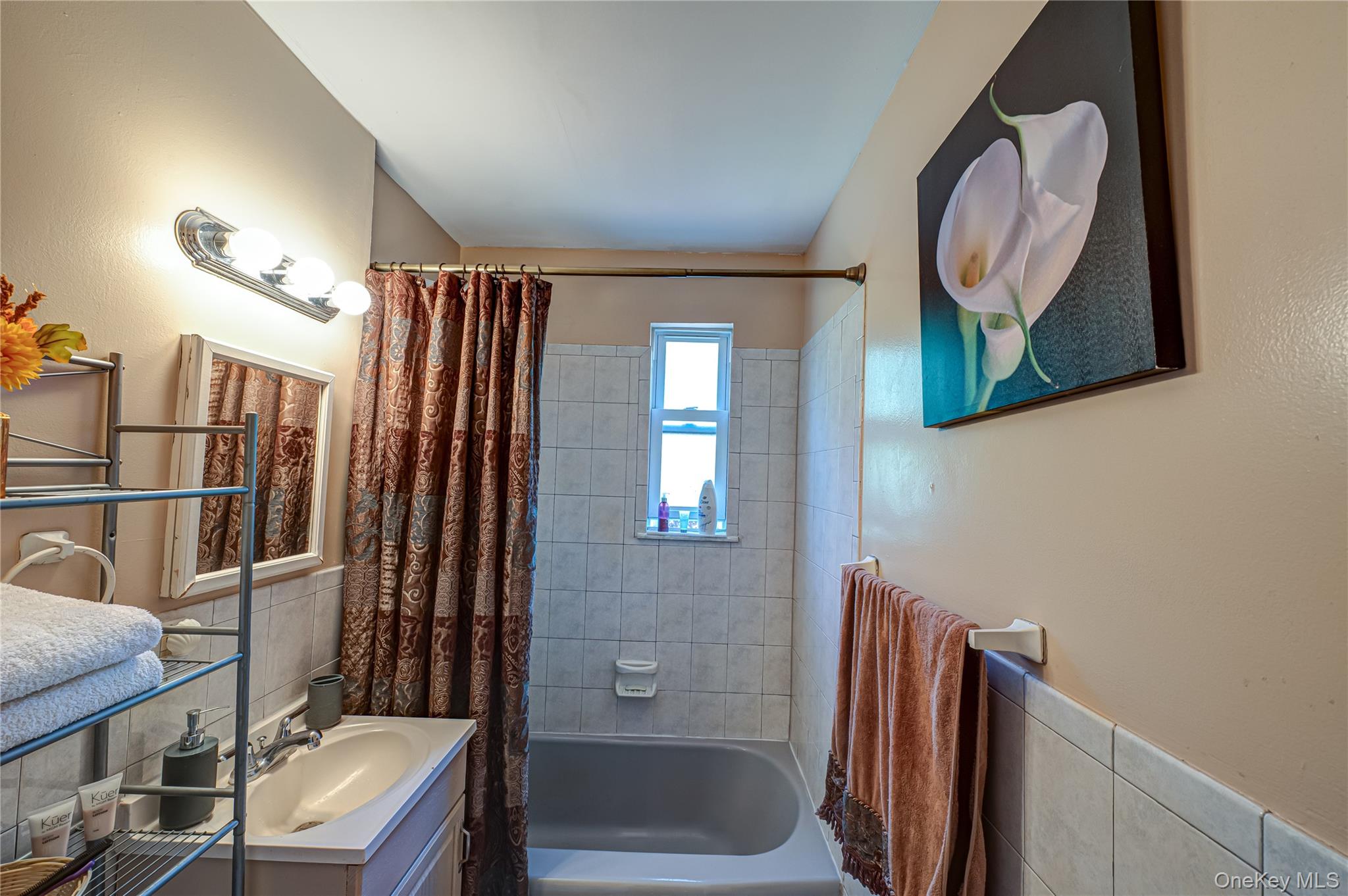 153 Smith # F22, Freeport, NY 11520