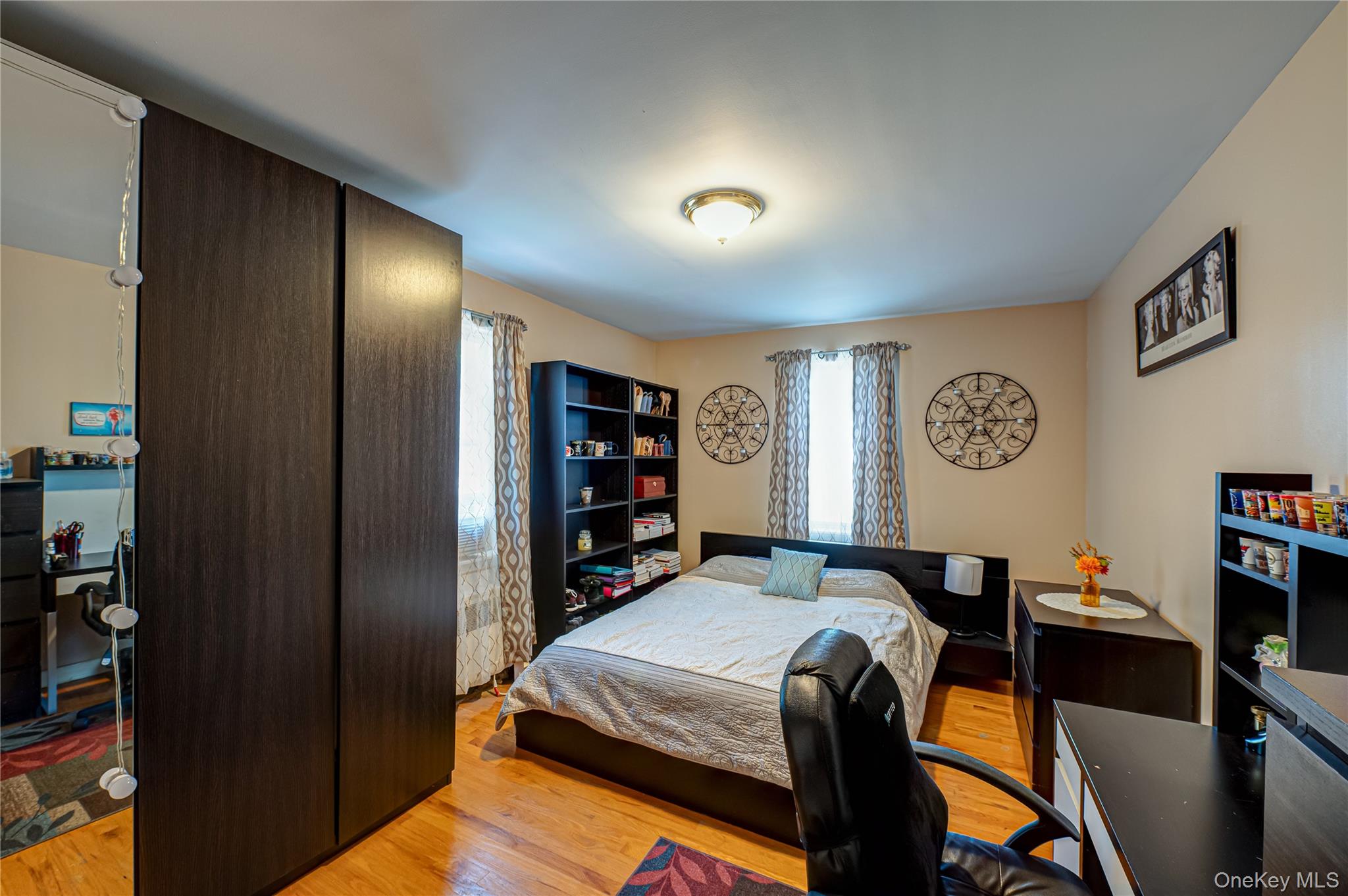 153 Smith # F22, Freeport, NY 11520