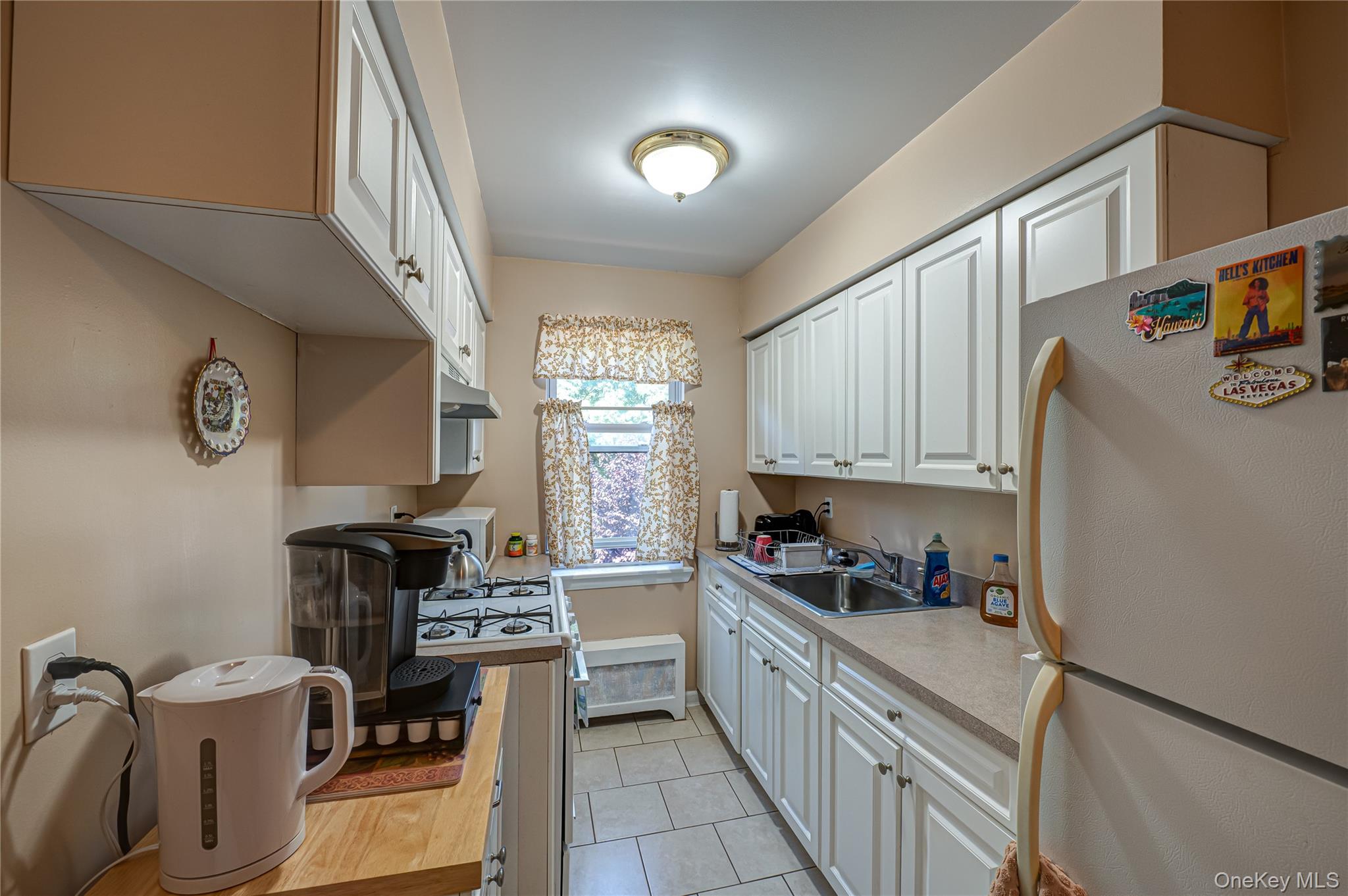 153 Smith # F22, Freeport, NY 11520