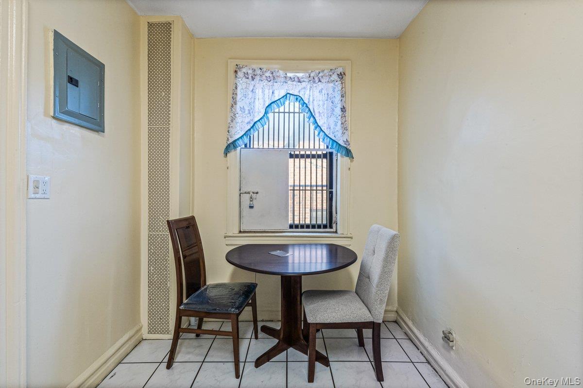 155-17 Sanford Ave # 2, Flushing, NY 11355