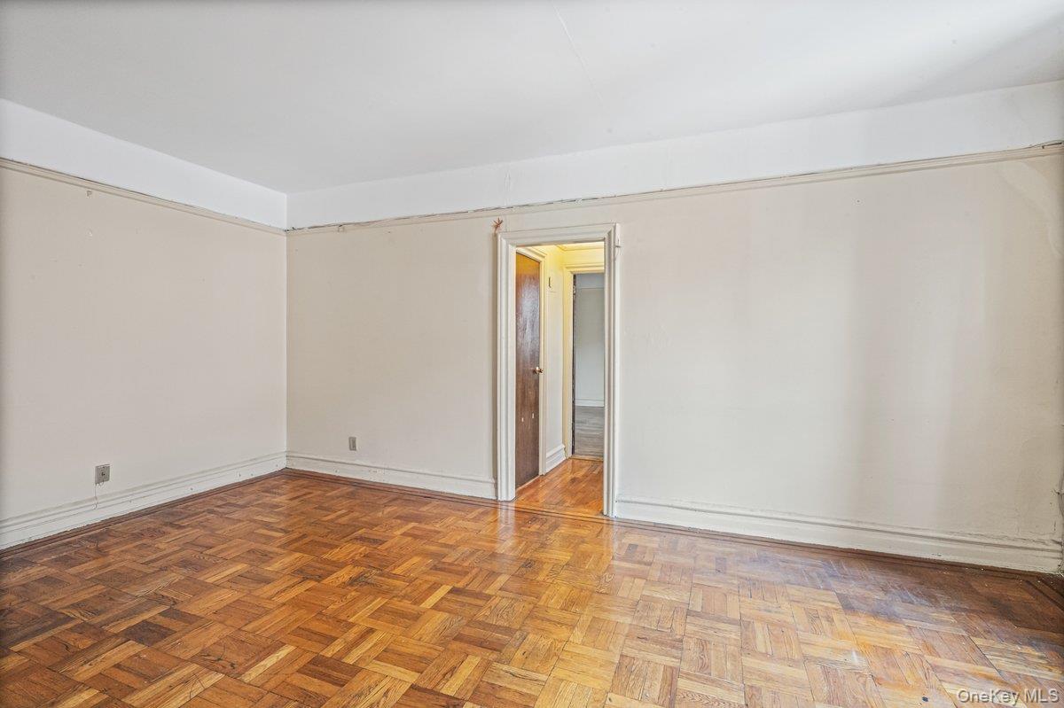 155-17 Sanford Ave # 2, Flushing, NY 11355