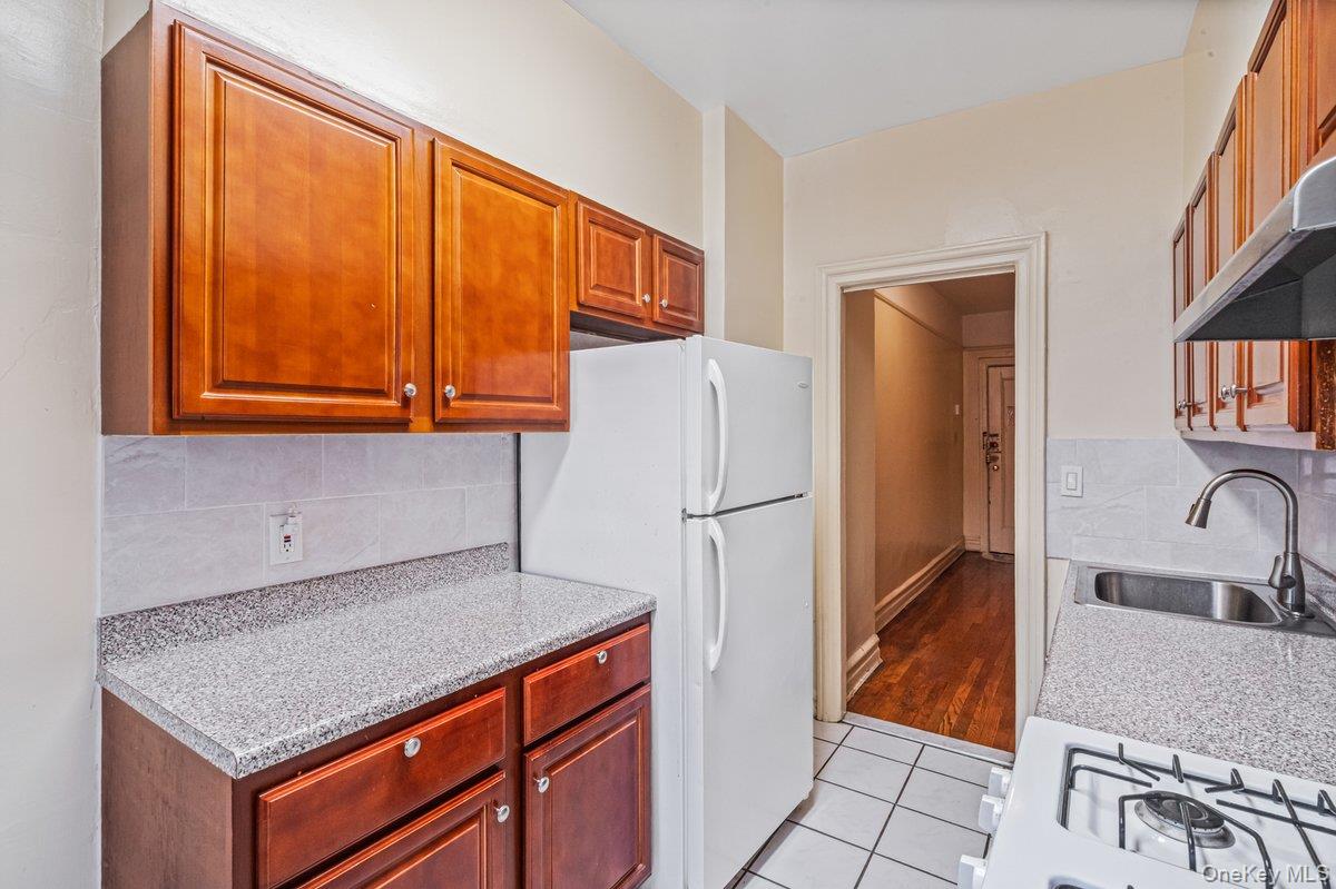 155-17 Sanford Ave # 2, Flushing, NY 11355